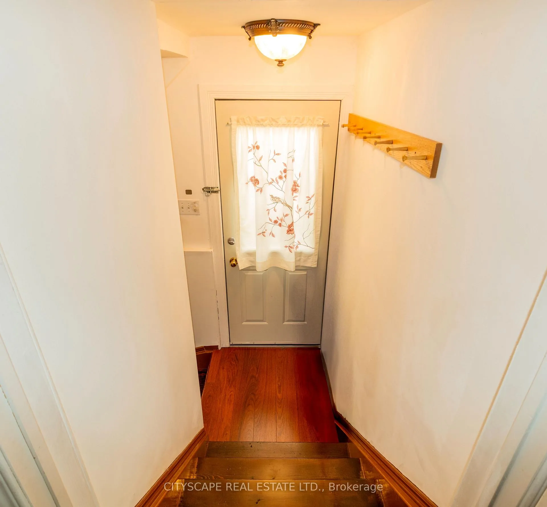 Photo 20 of 57 Ryde Road, Guelph, Willow West/Sugarbush/West Acres — HOMEH
