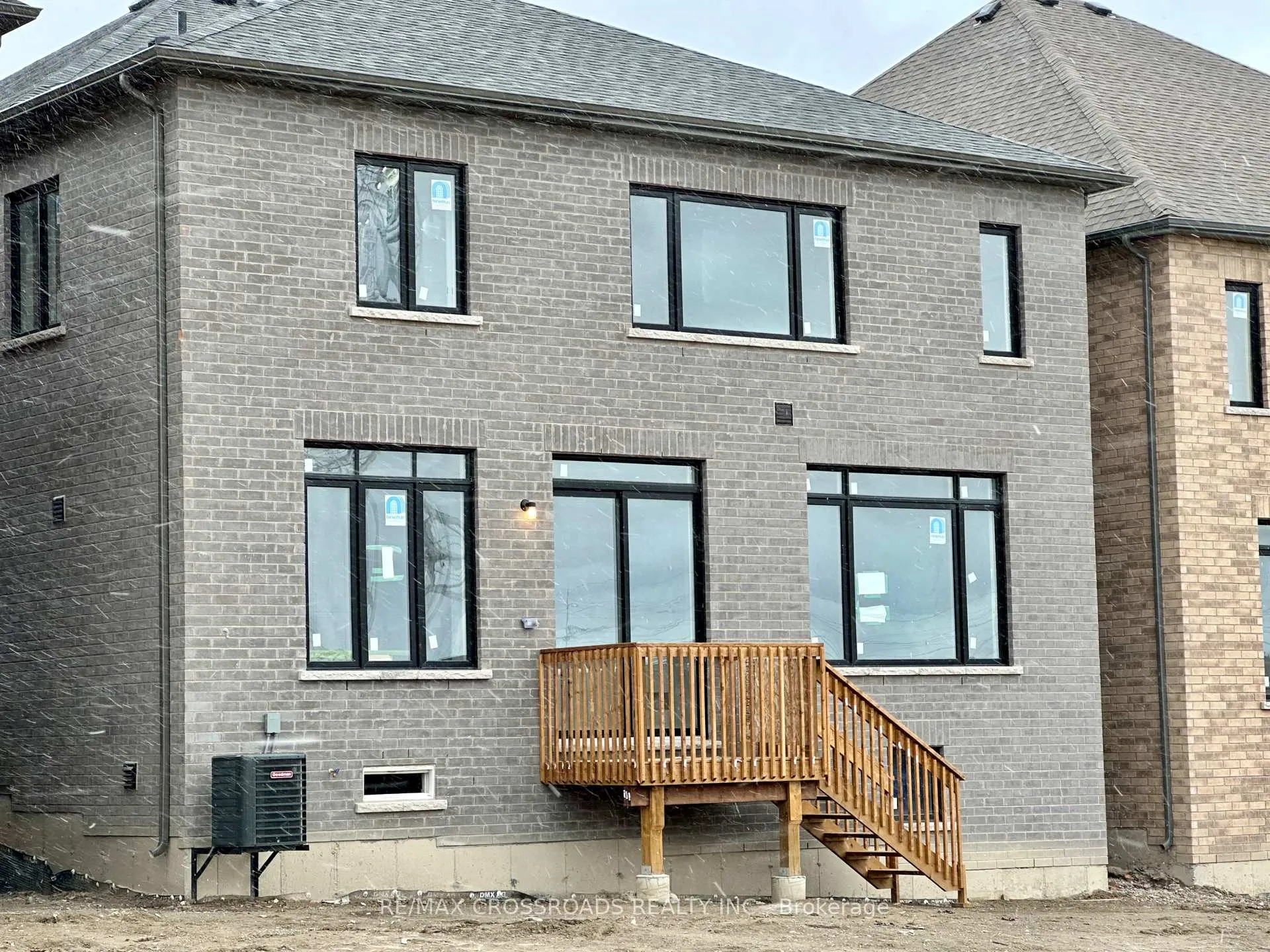 Photo 18 of 5 Kane Crescent, Aurora, Bayview Northeast — HOMEH