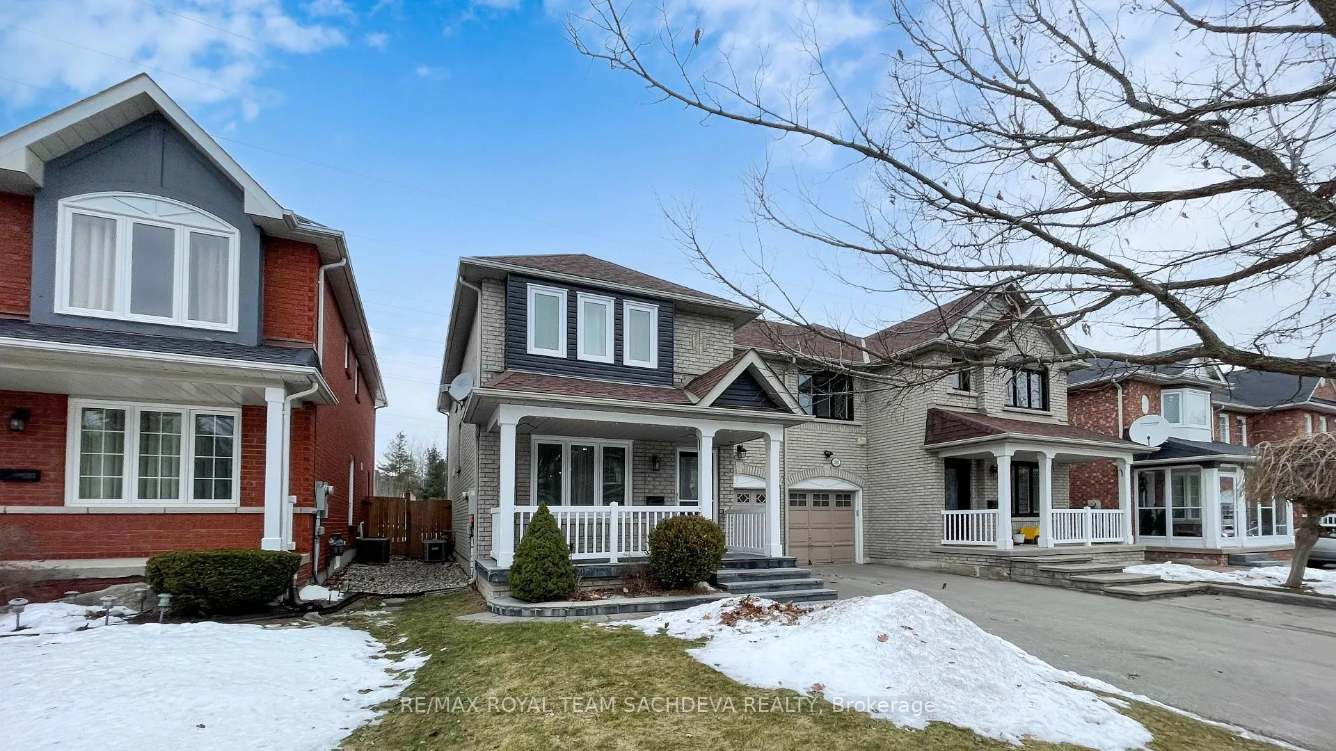Photo 2 of 2080 Erin Gate Boulevard, Pickering, Amberlea — HOMEH