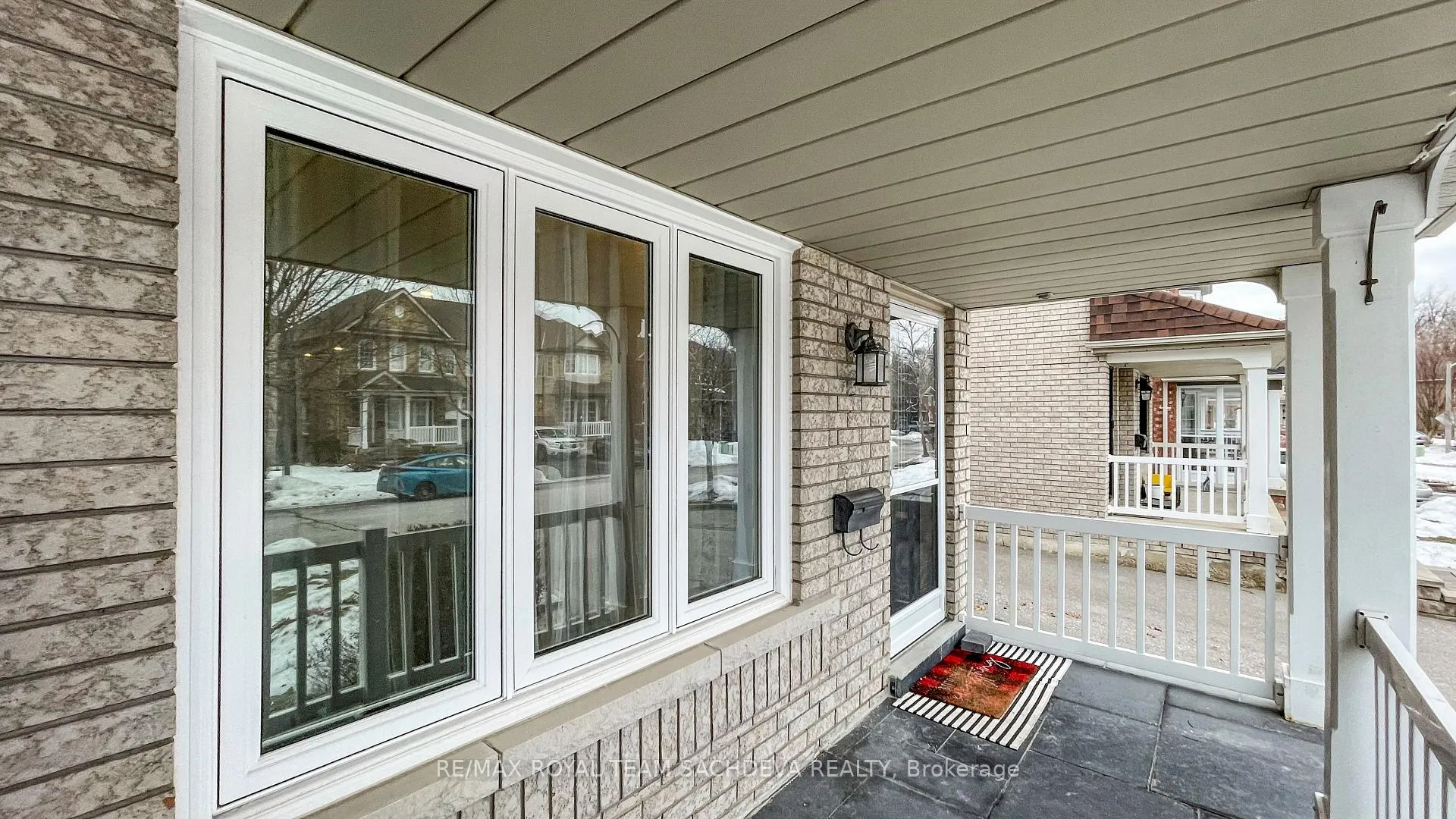 Photo 5 of 2080 Erin Gate Boulevard, Pickering, Amberlea — HOMEH