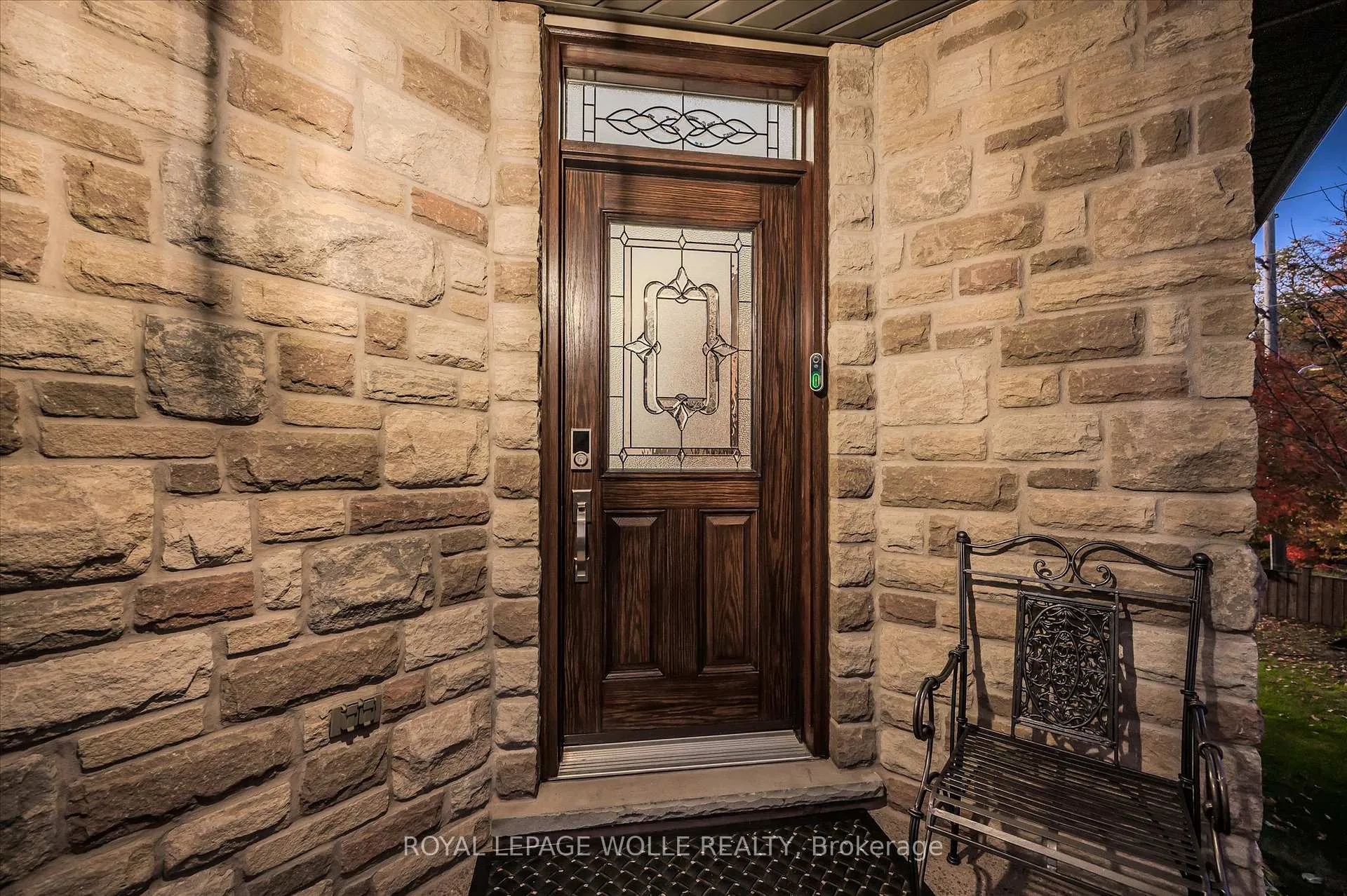 Photo 5 of 531 Wood Nettle Way, Waterloo — HOMEH
