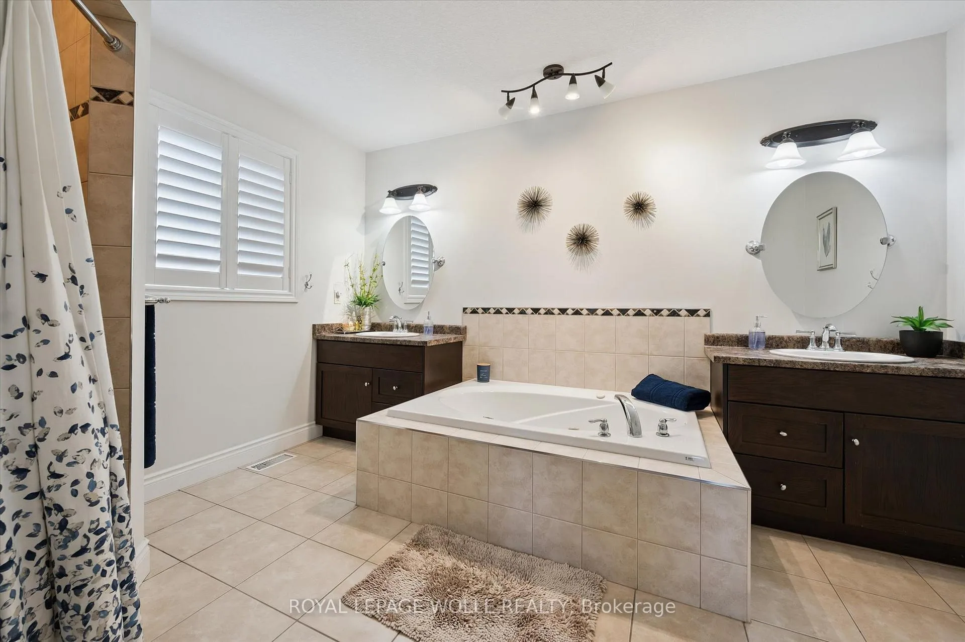 Photo 23 of 531 Wood Nettle Way, Waterloo — HOMEH