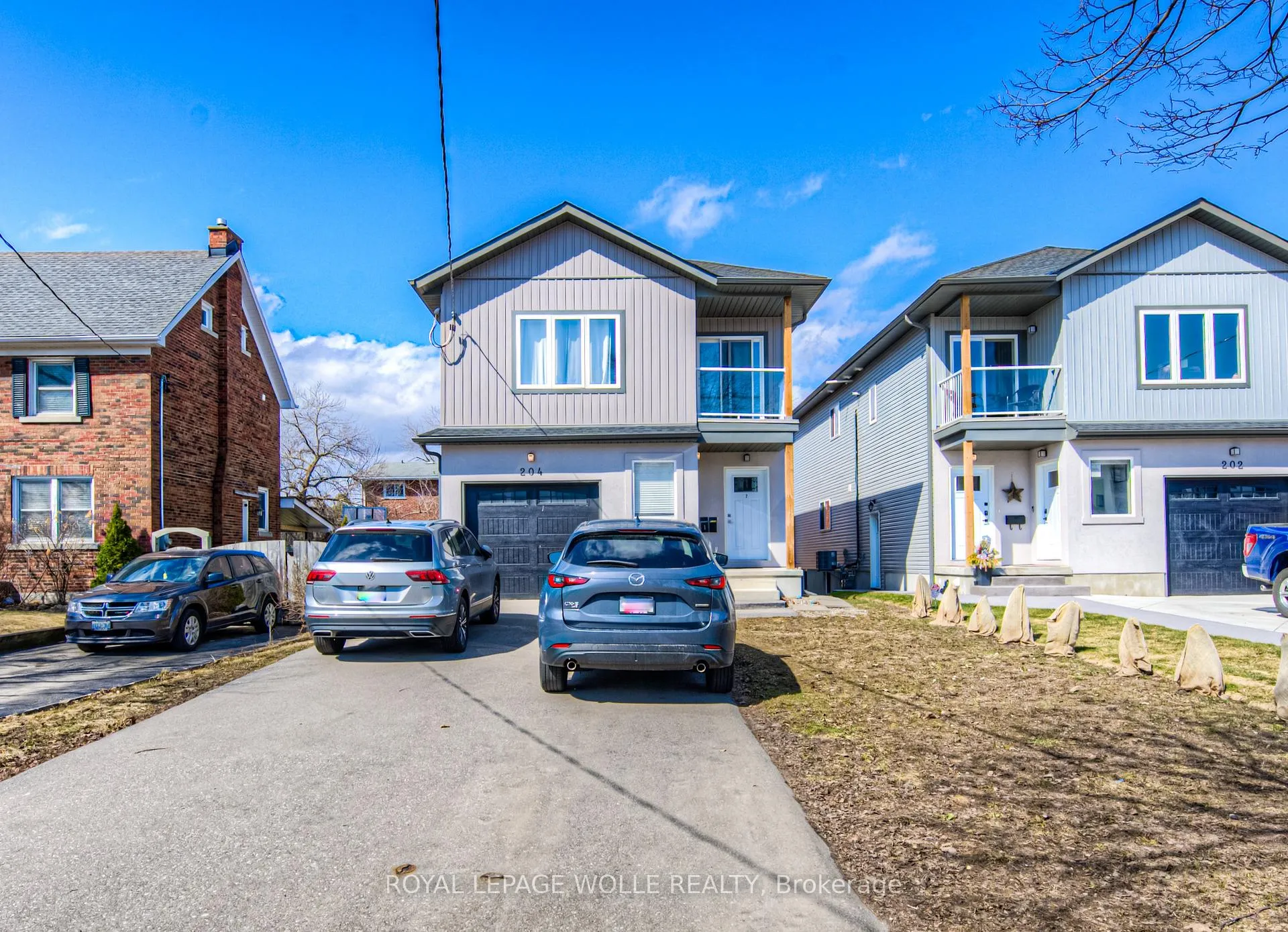 Photo 1 of 204 Fifth Avenue, Kitchener — HOMEH