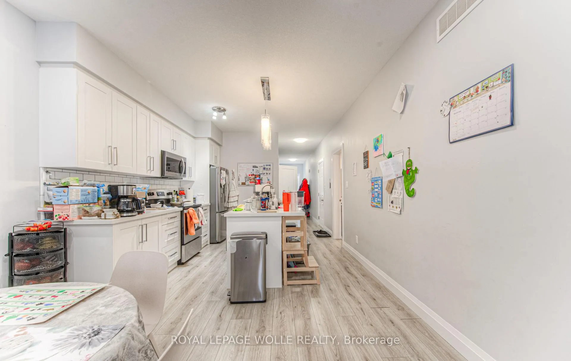 Photo 14 of 204 Fifth Avenue, Kitchener — HOMEH