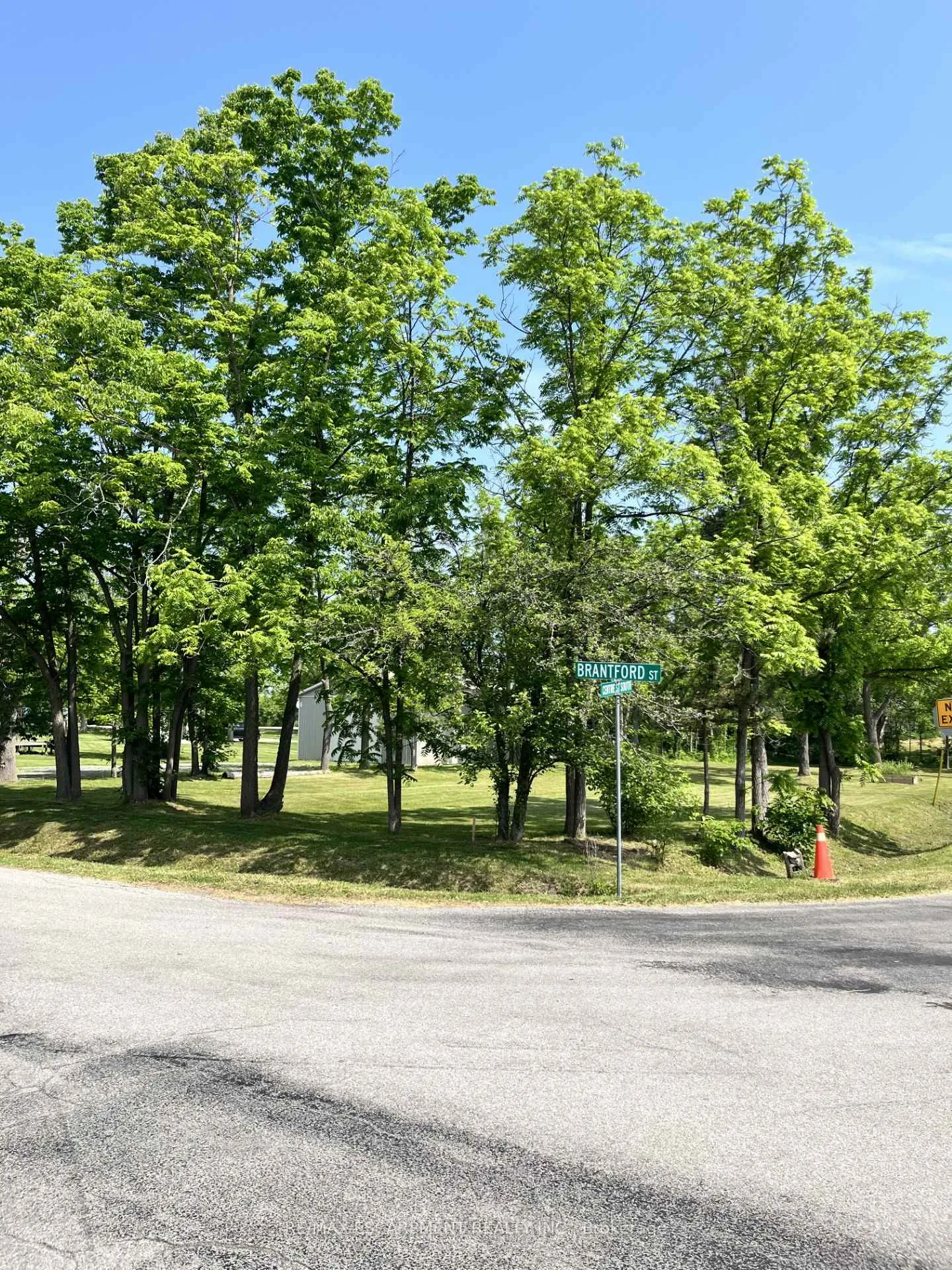 Photo of Lot 5 Centre Street S
