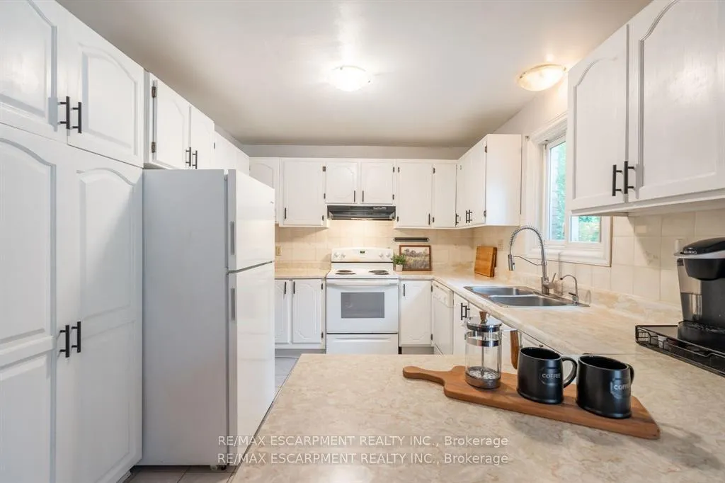 Photo 26 of 16 Flamingo Drive, Hamilton, Bruleville — HOMEH