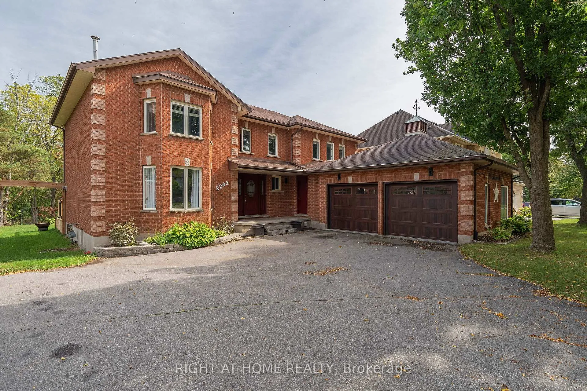 Front of 2205 Coronation Boulevard