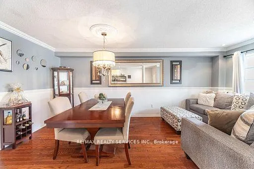 Photo 9 of 130 Dells Crescent, Brampton, Fletcher's Meadow — HOMEH