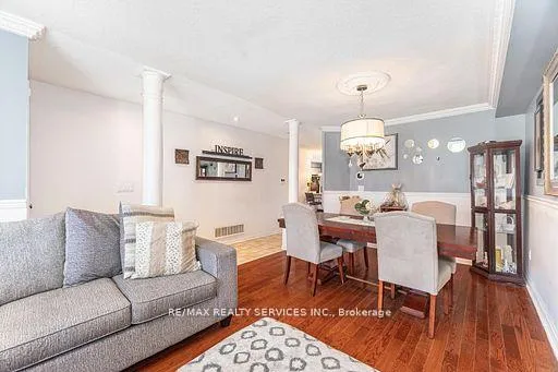 Photo 11 of 130 Dells Crescent, Brampton, Fletcher's Meadow — HOMEH