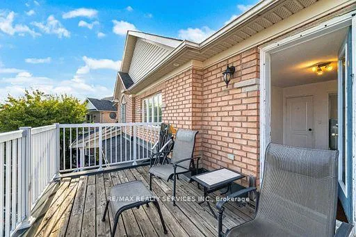 Photo 25 of 130 Dells Crescent, Brampton, Fletcher's Meadow — HOMEH