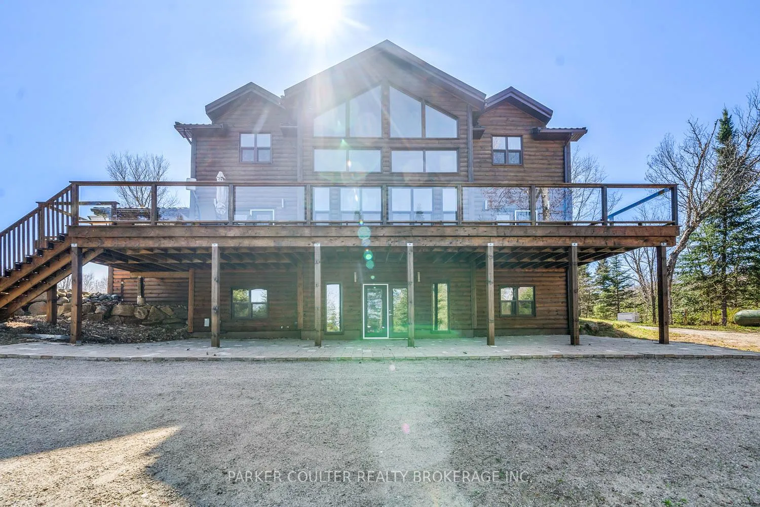 Front of 390 Pinegrove Road