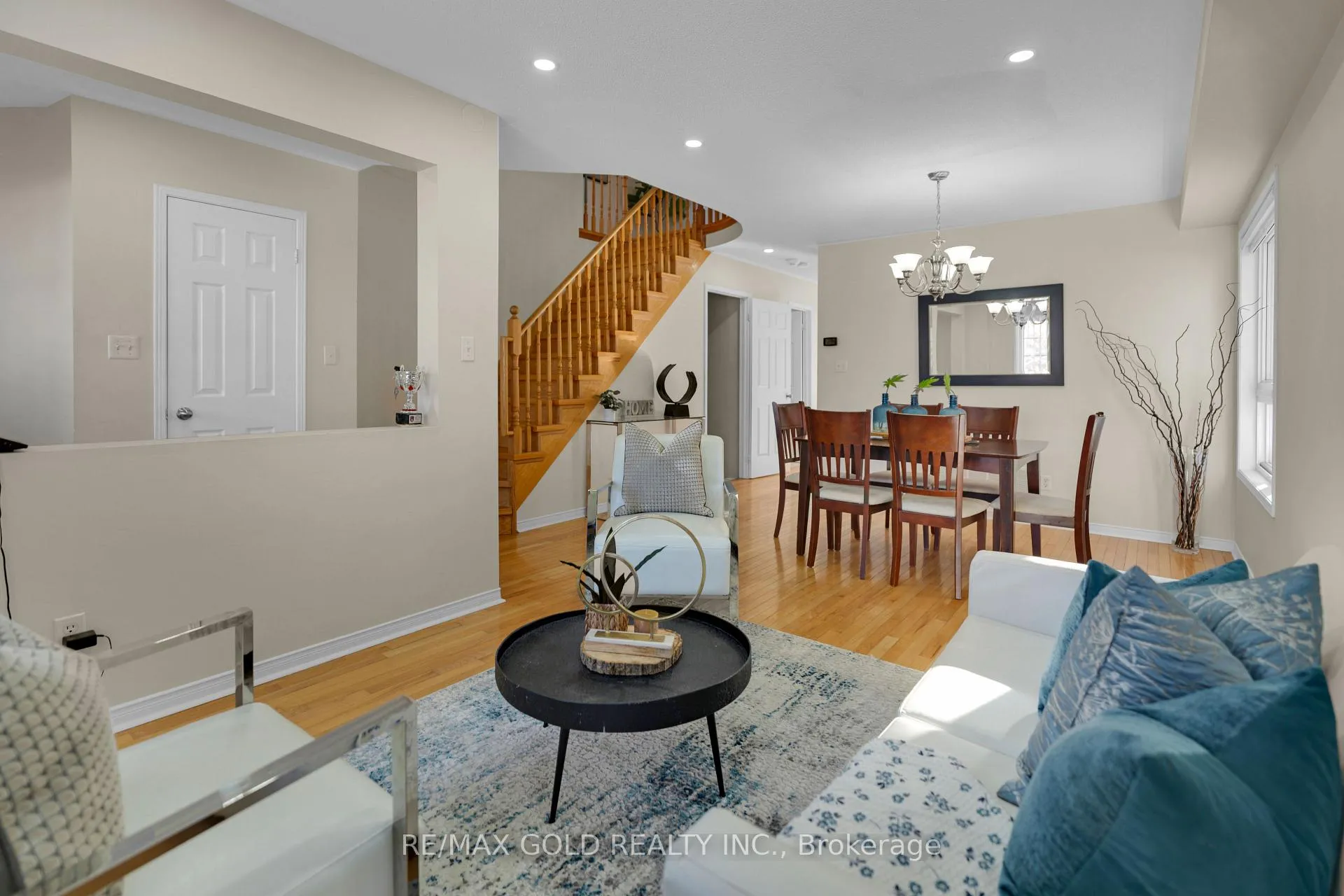 Photo 6 of 23 Schooner Drive, Brampton, Fletcher's Meadow — HOMEH