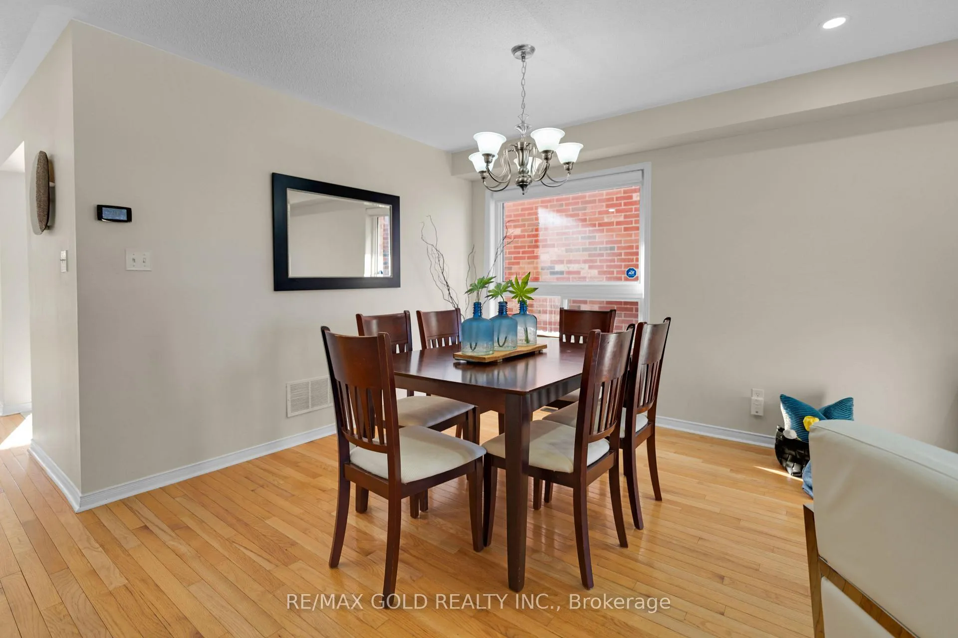 Photo 10 of 23 Schooner Drive, Brampton, Fletcher's Meadow — HOMEH