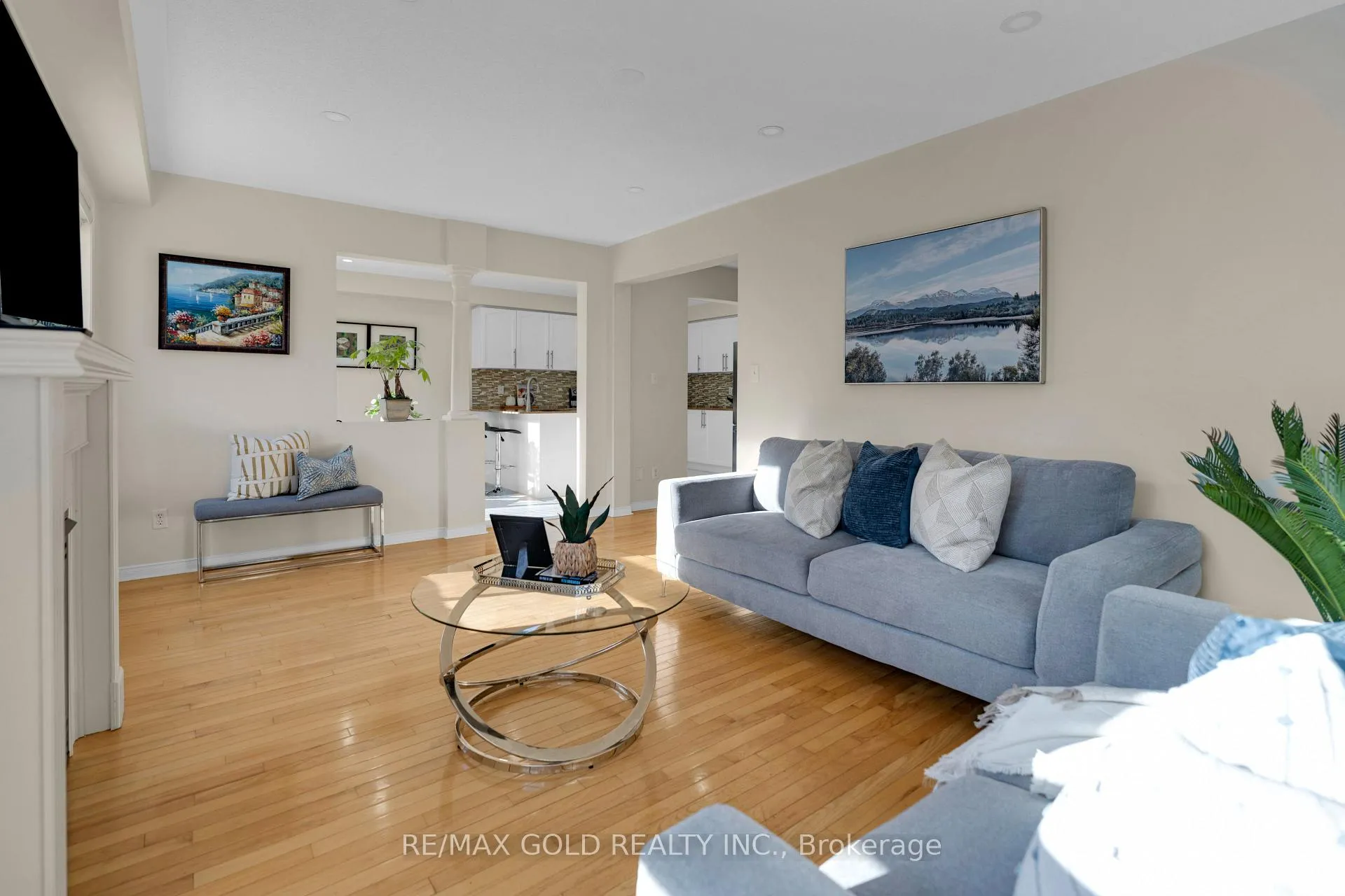 Photo 14 of 23 Schooner Drive, Brampton, Fletcher's Meadow — HOMEH