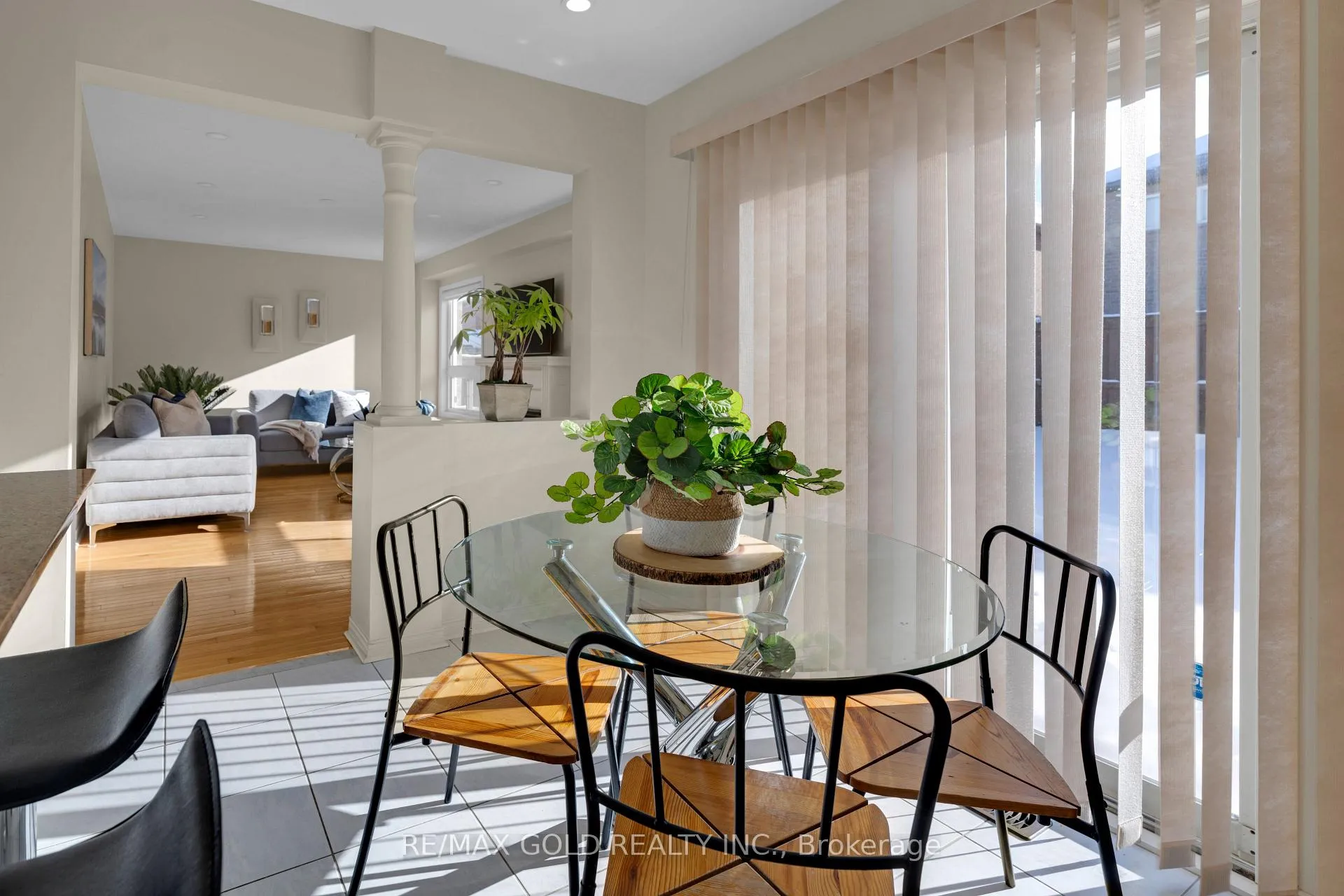 Photo 16 of 23 Schooner Drive, Brampton, Fletcher's Meadow — HOMEH