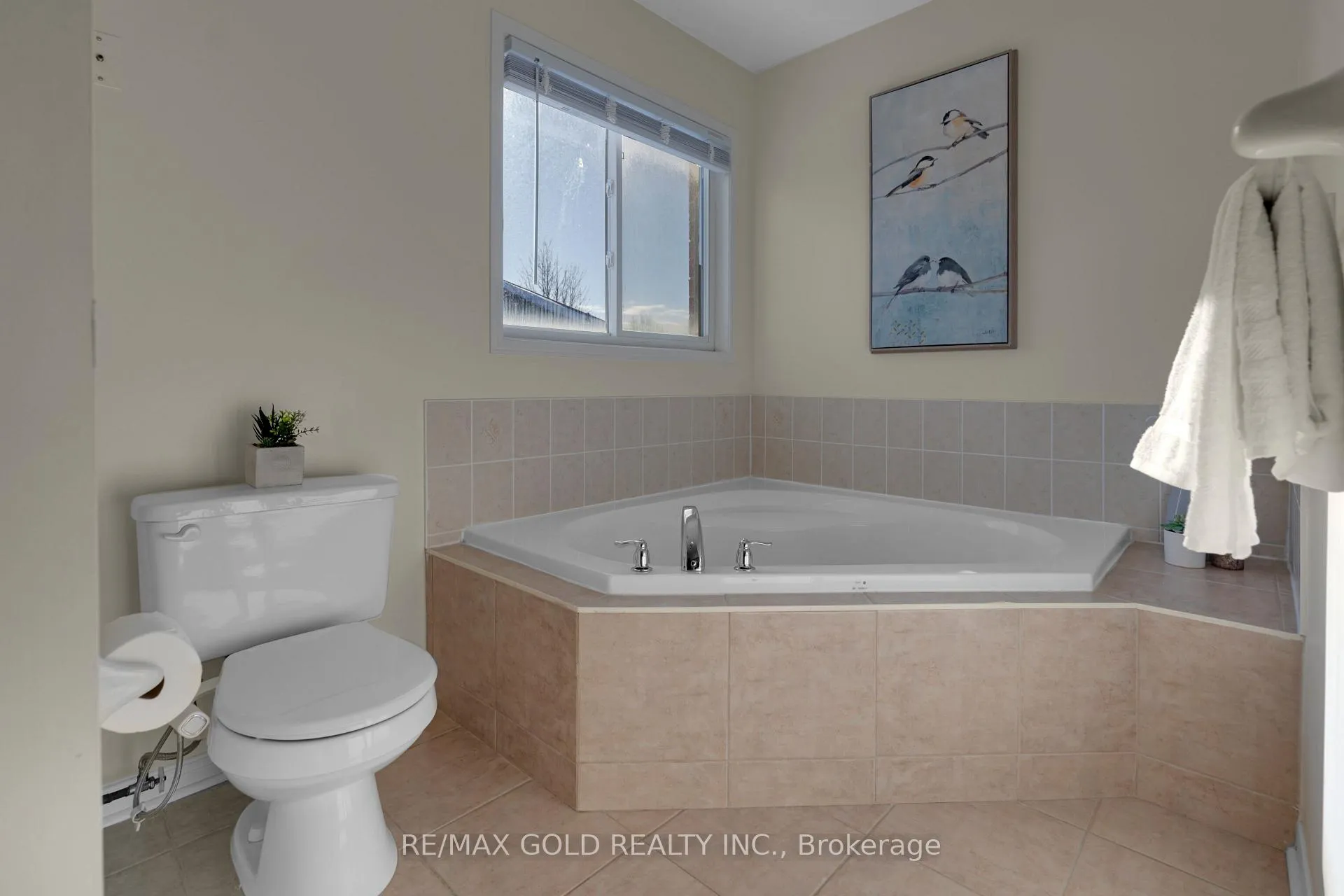 Photo 27 of 23 Schooner Drive, Brampton, Fletcher's Meadow — HOMEH