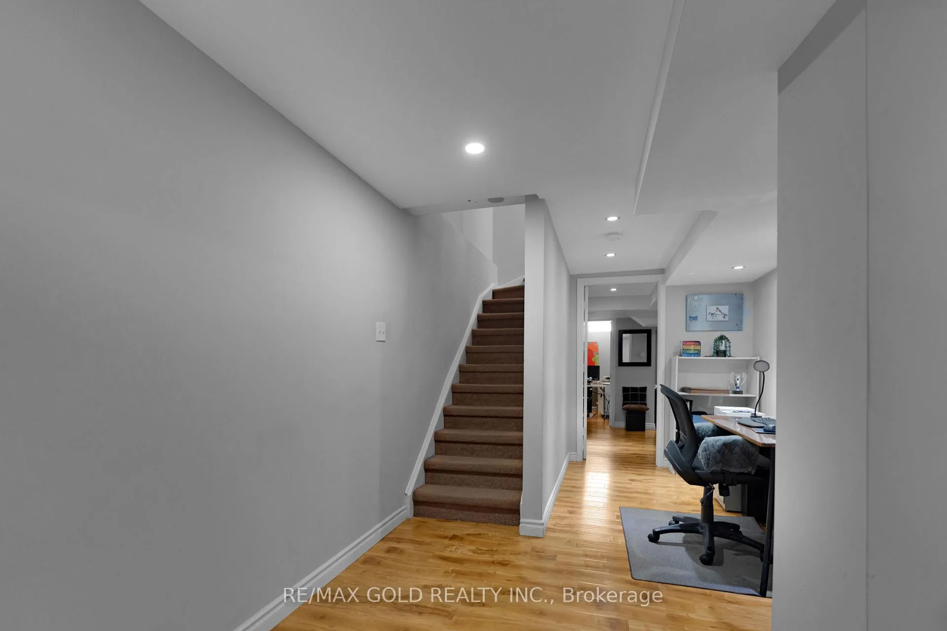 Photo 37 of 23 Schooner Drive, Brampton, Fletcher's Meadow — HOMEH
