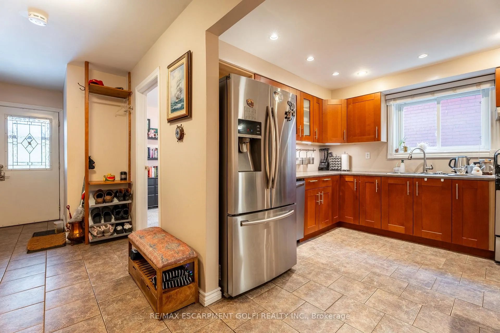 Photo 7 of 439 King William Street, Hamilton, Landsdale — HOMEH