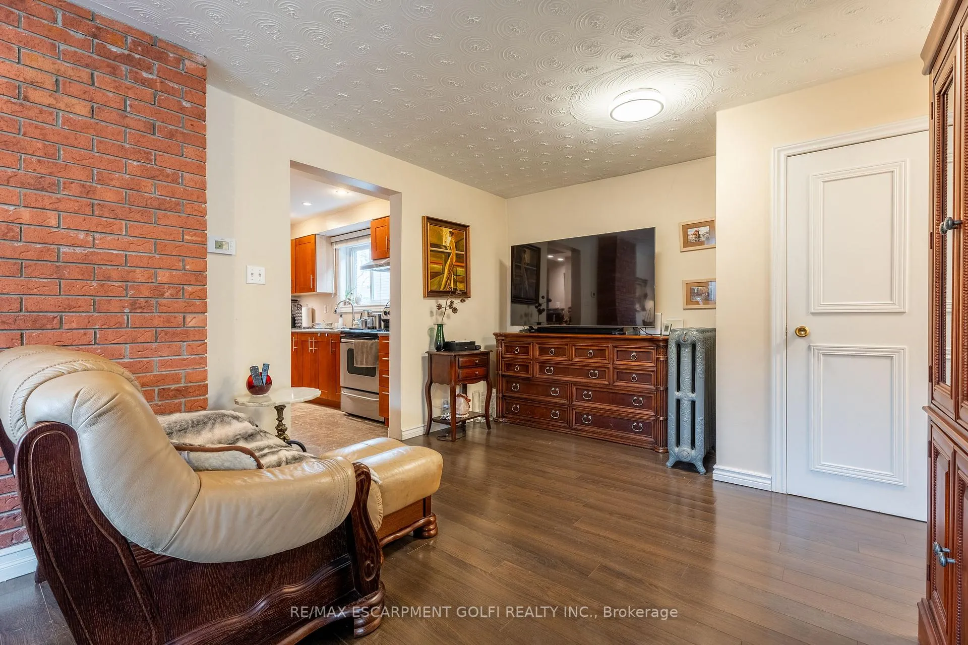 Photo 12 of 439 King William Street, Hamilton, Landsdale — HOMEH