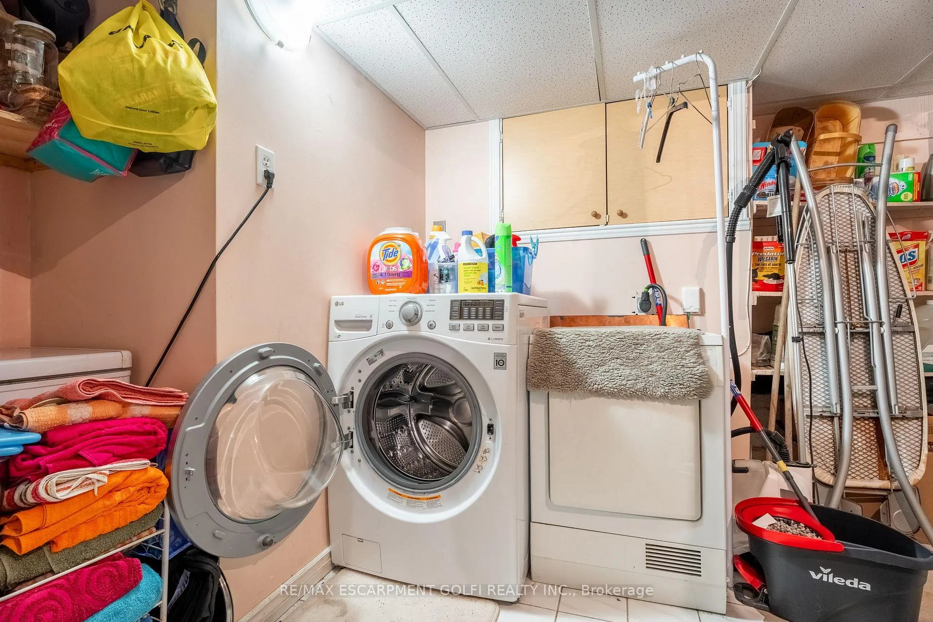 Photo 18 of 439 King William Street, Hamilton, Landsdale — HOMEH