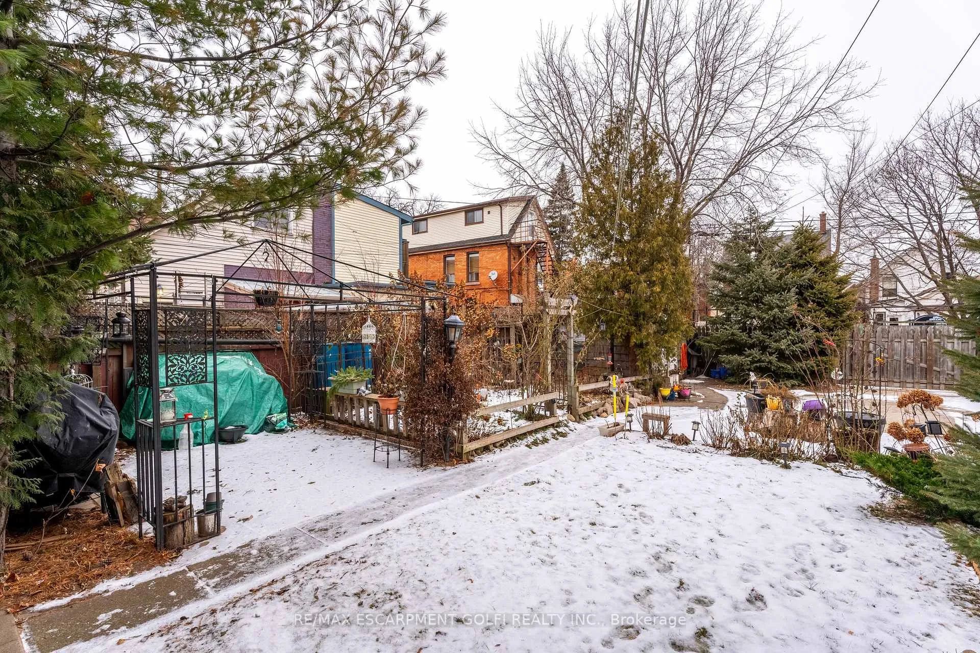 Photo 37 of 439 King William Street, Hamilton, Landsdale — HOMEH