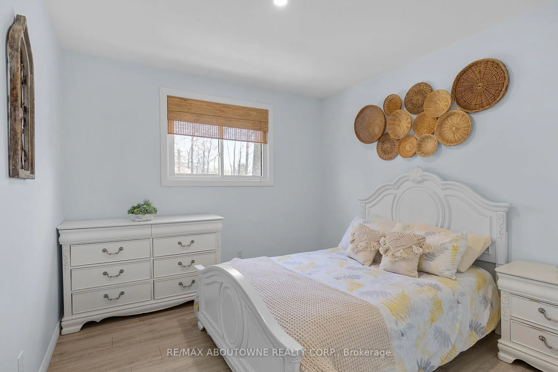 Photo 12 of 1877 River Road W, Wasaga Beach — HOMEH