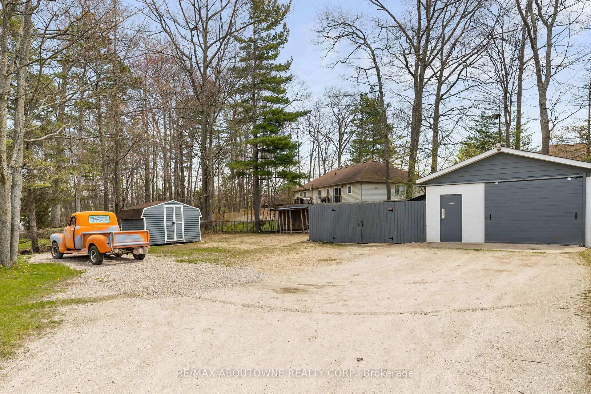 Photo 31 of 1877 River Road W, Wasaga Beach — HOMEH