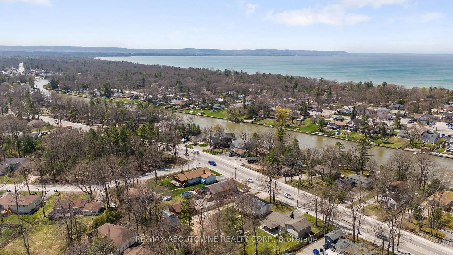 Photo 35 of 1877 River Road W, Wasaga Beach — HOMEH