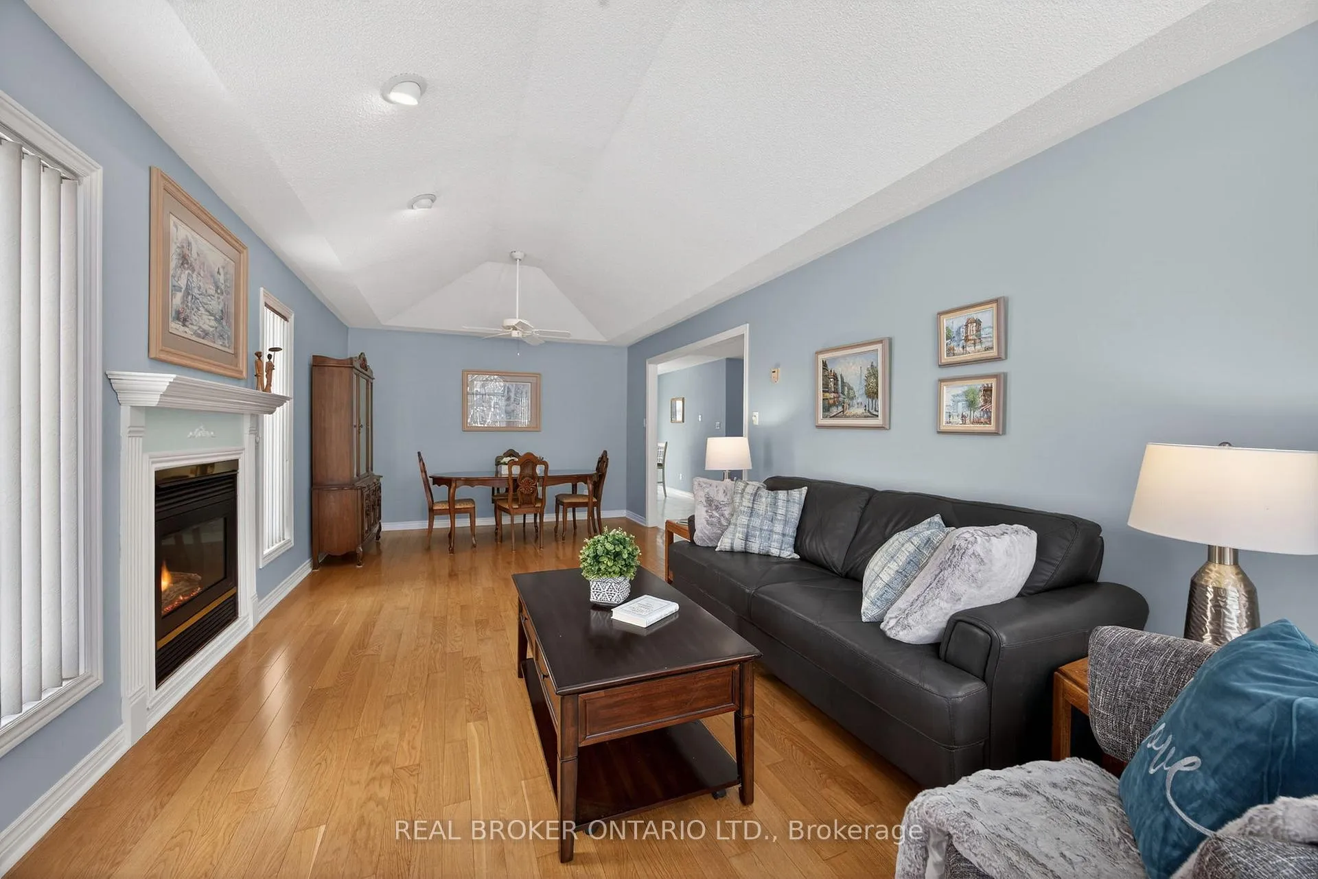 Photo 5 of 9 Riverdale Drive, Wasaga Beach — HOMEH