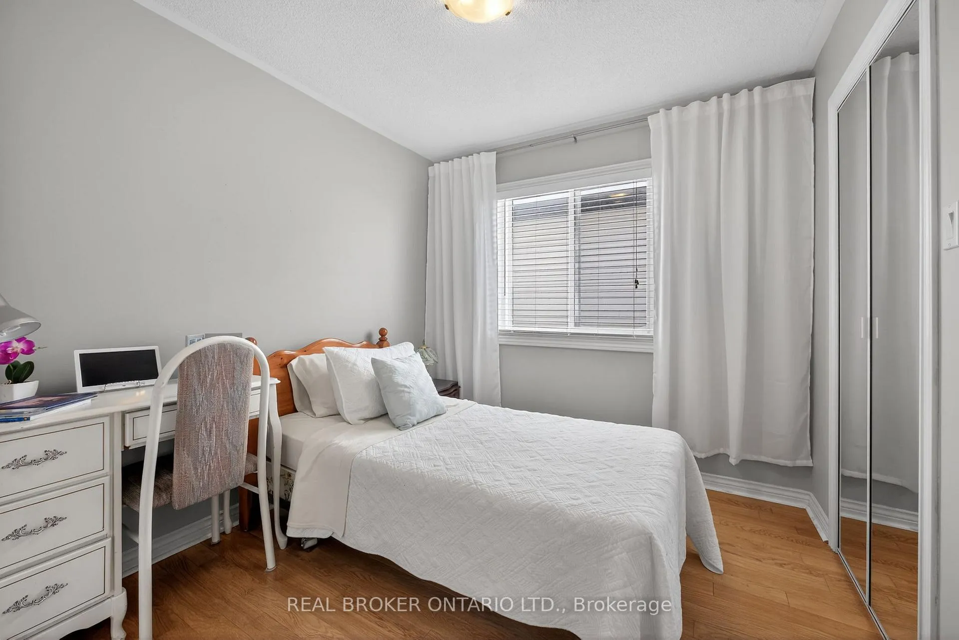 Photo 14 of 9 Riverdale Drive, Wasaga Beach — HOMEH