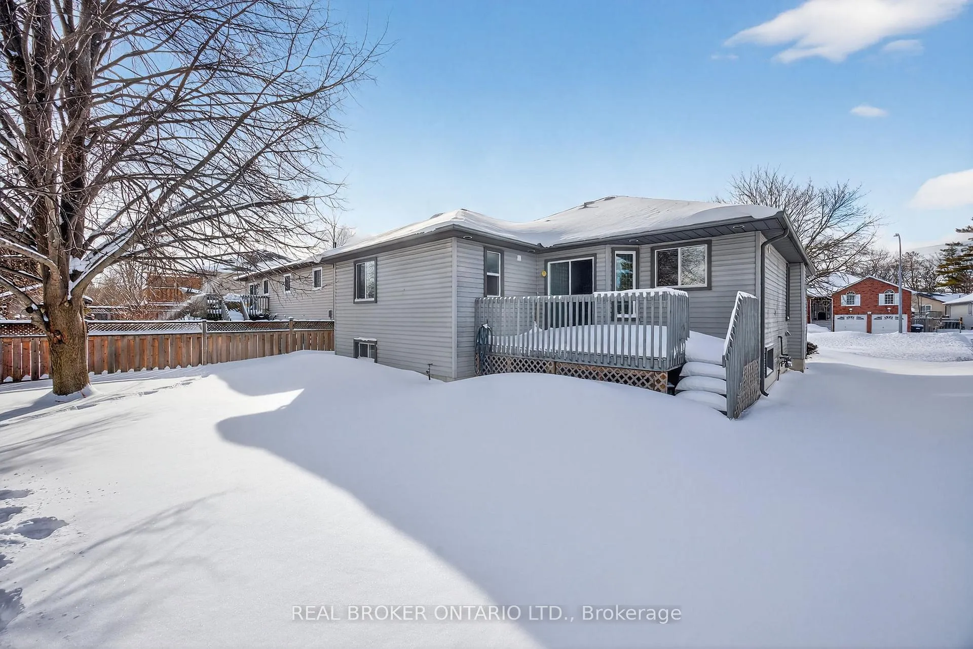 Photo 23 of 9 Riverdale Drive, Wasaga Beach — HOMEH