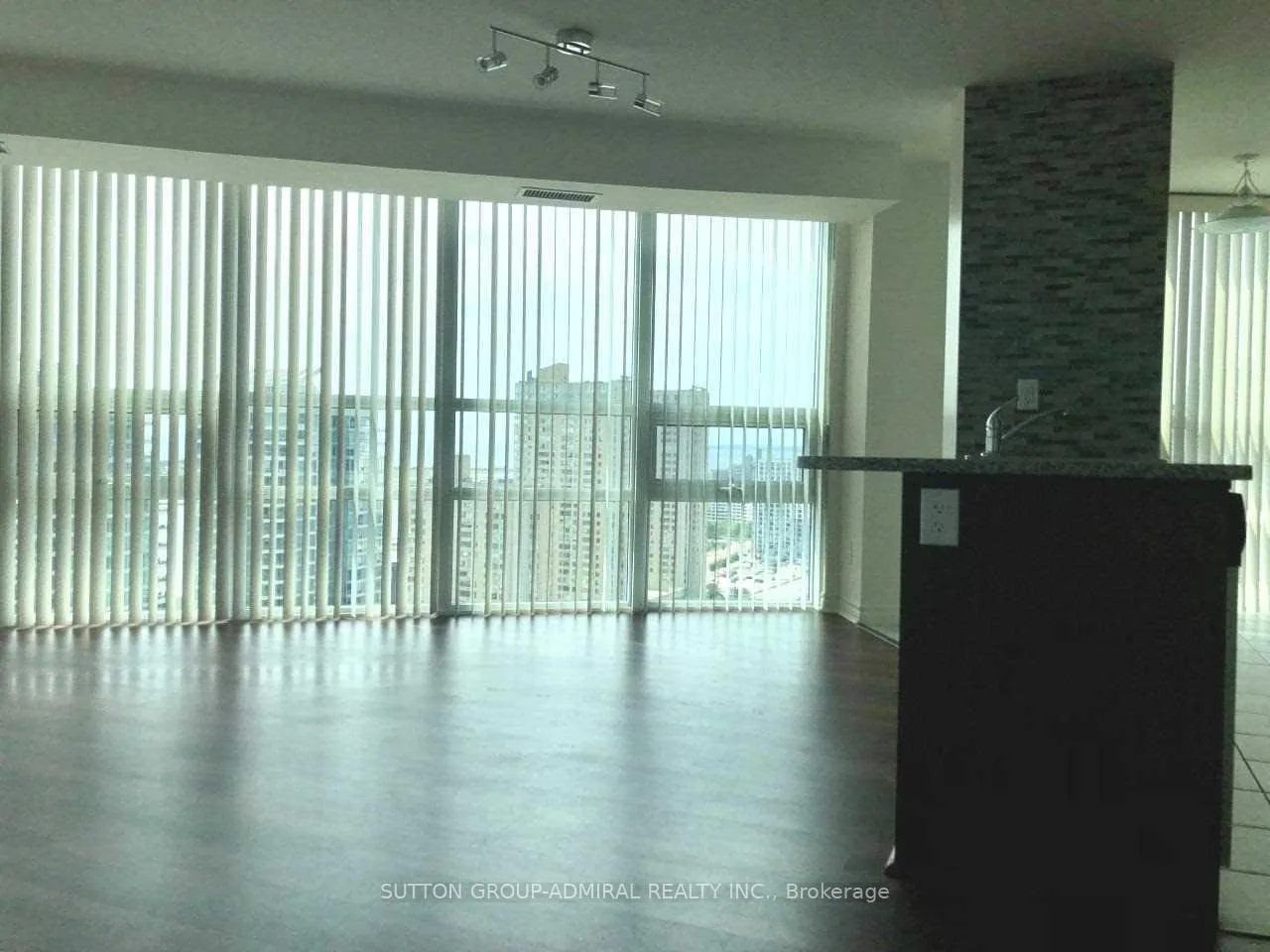 Photo 9 of Unit 2811, 19 Grand Trunk Crescent S, Toronto, Waterfront Communities — HOMEH