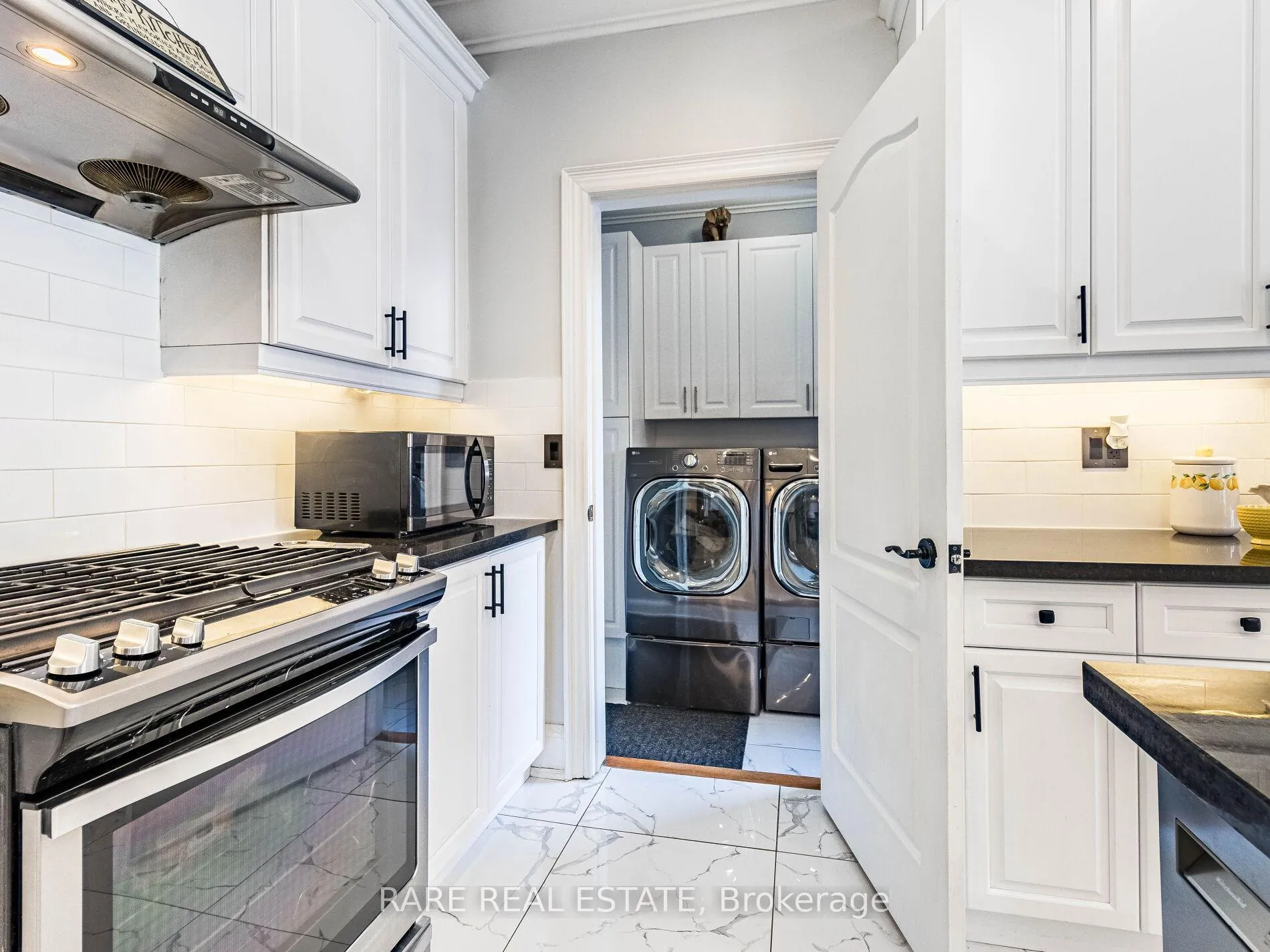 Photo 18 of 29 Darren Road, Brampton, Vales of Castlemore — HOMEH