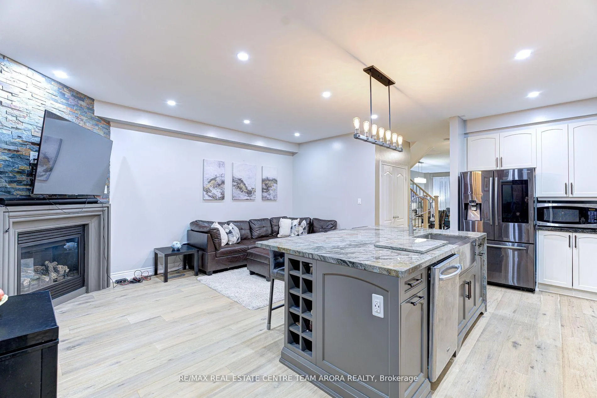 Photo 12 of 8 Kawana Road, Brampton, Bram West — HOMEH
