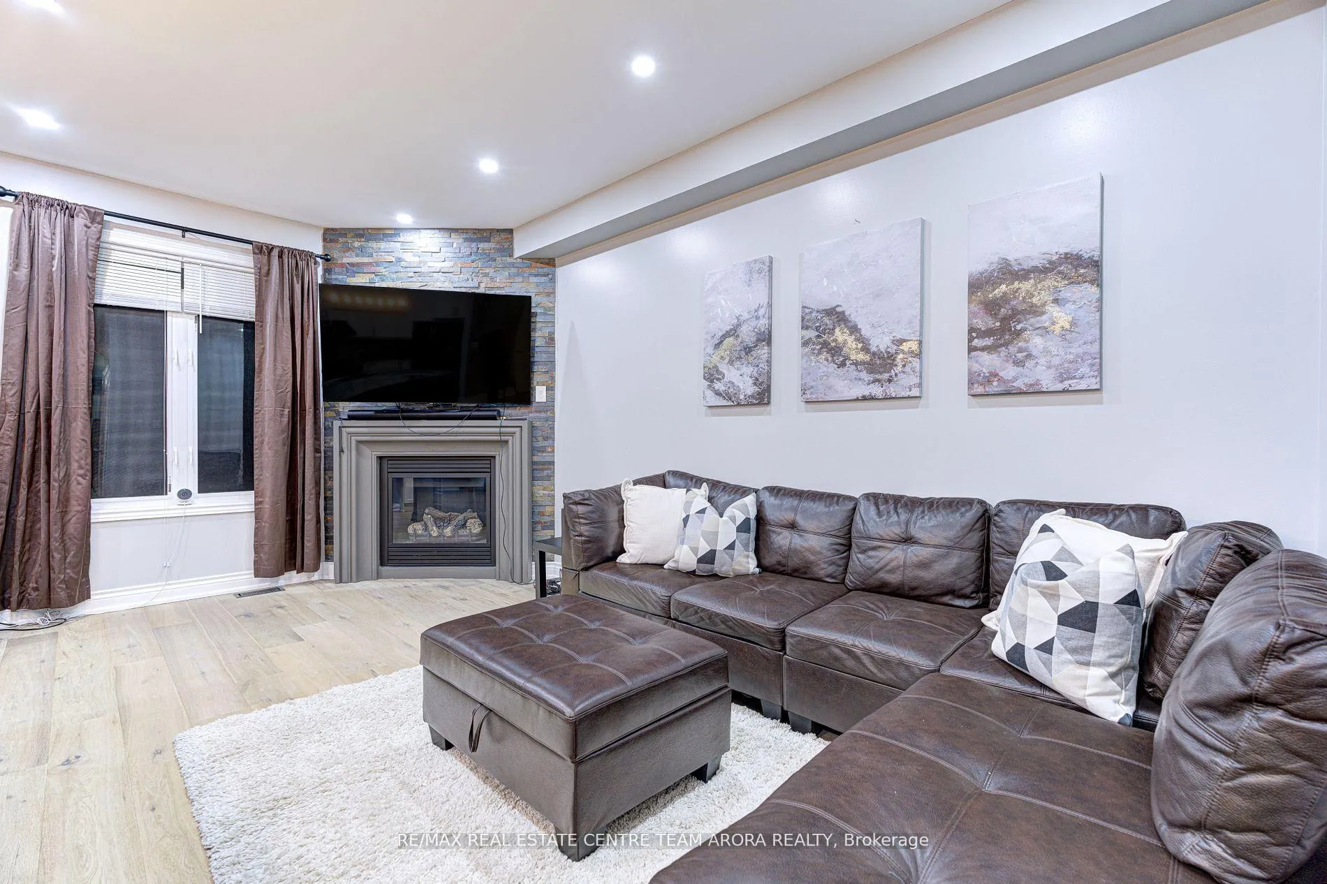 Photo 14 of 8 Kawana Road, Brampton, Bram West — HOMEH