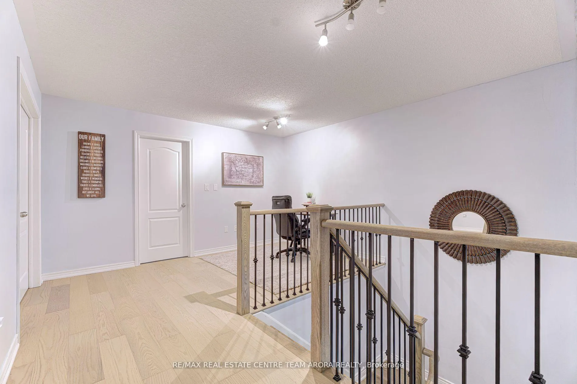Photo 16 of 8 Kawana Road, Brampton, Bram West — HOMEH