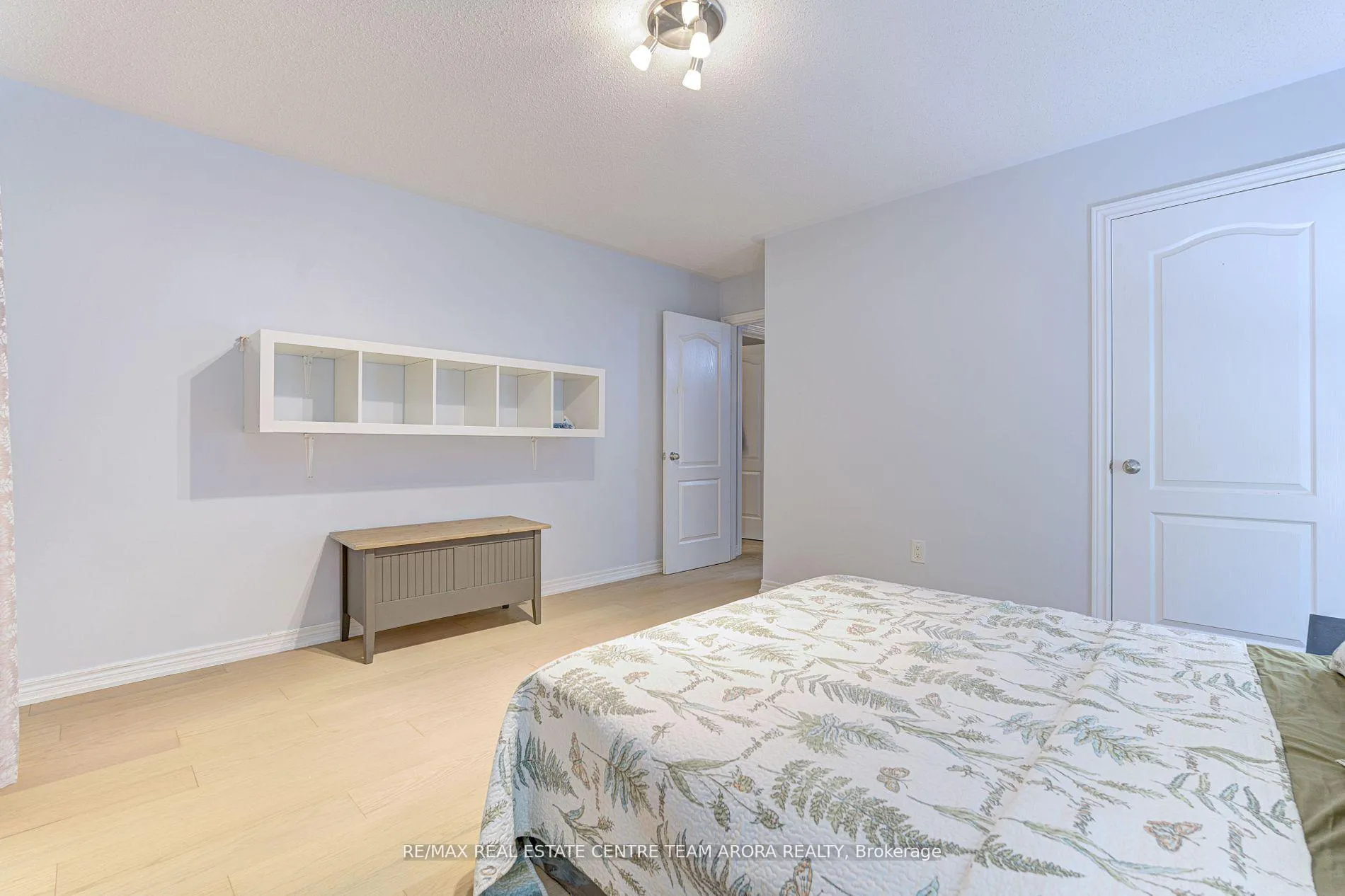 Photo 29 of 8 Kawana Road, Brampton, Bram West — HOMEH