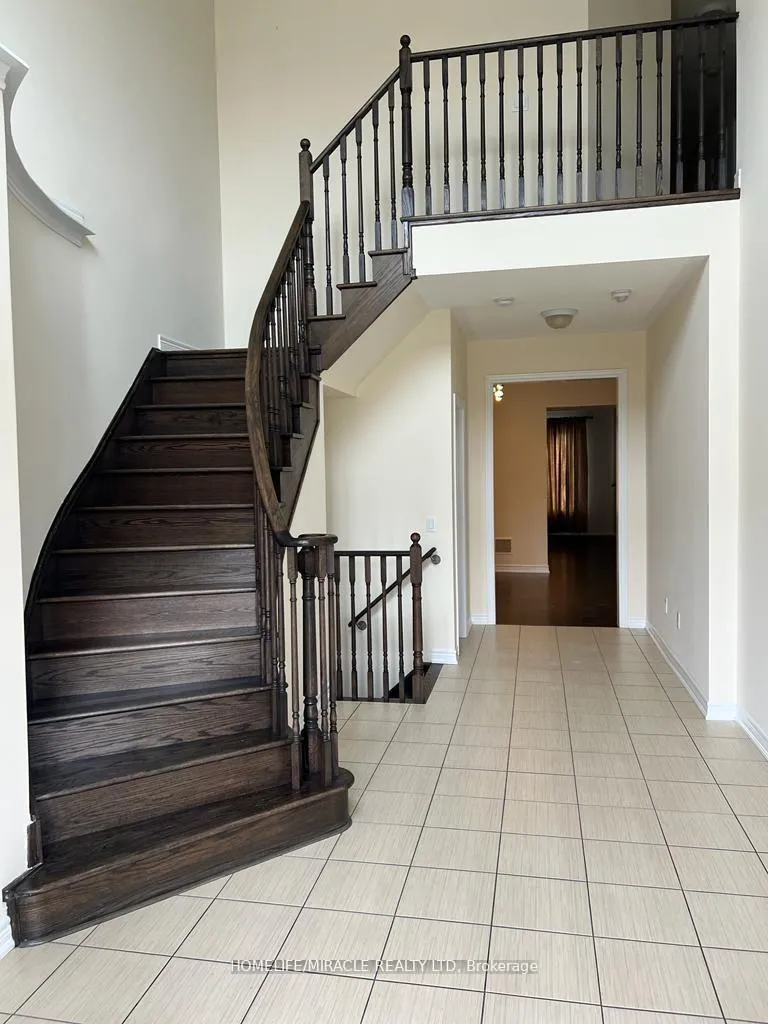 Photo 2 of 260 Johnson Drive, Shelburne — HOMEH