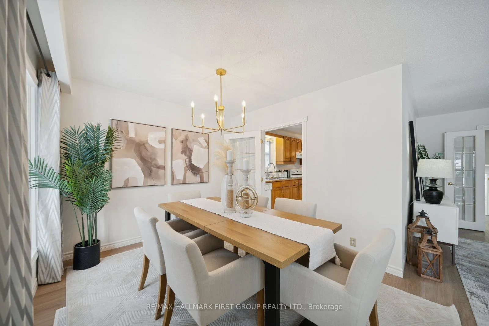 Photo 15 of 957 Timmins Gardens, Pickering, West Shore — HOMEH