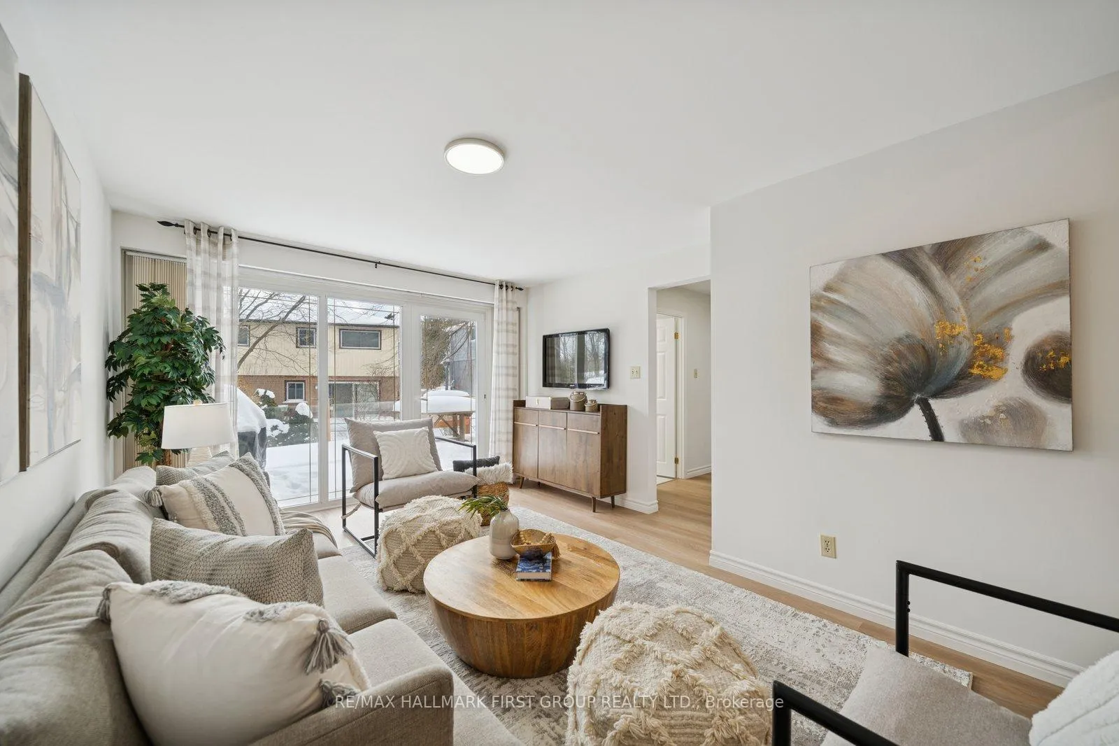 Photo 22 of 957 Timmins Gardens, Pickering, West Shore — HOMEH