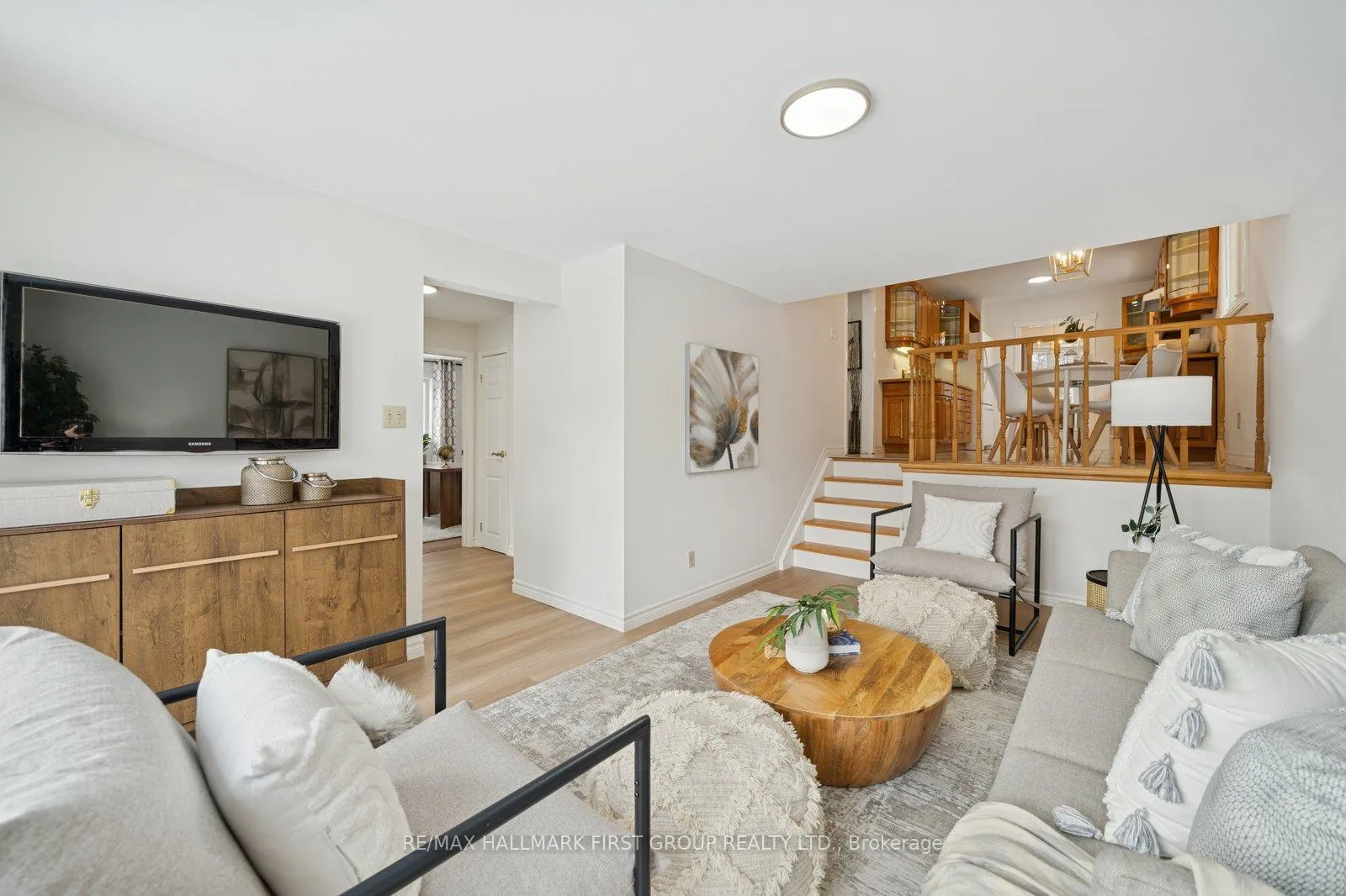 Photo 23 of 957 Timmins Gardens, Pickering, West Shore — HOMEH