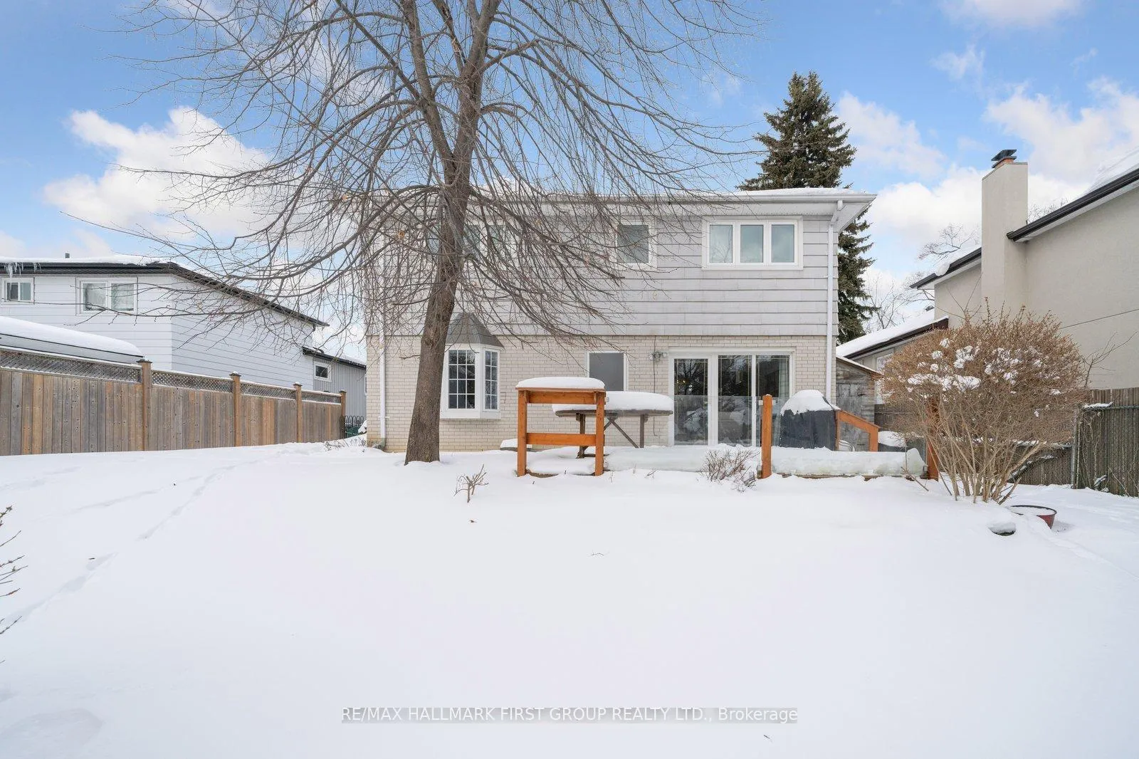 Photo 32 of 957 Timmins Gardens, Pickering, West Shore — HOMEH