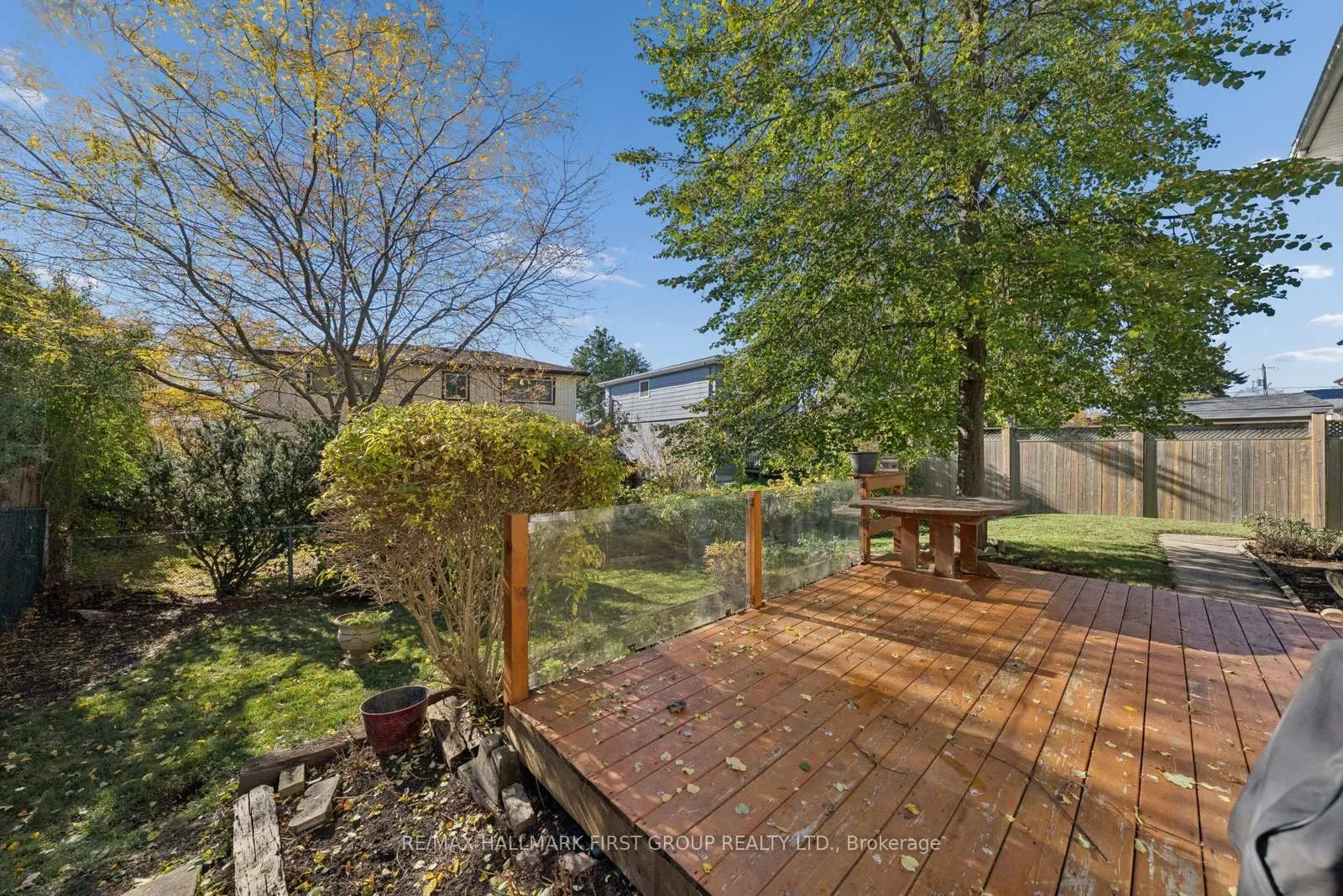 Photo 41 of 957 Timmins Gardens, Pickering, West Shore — HOMEH