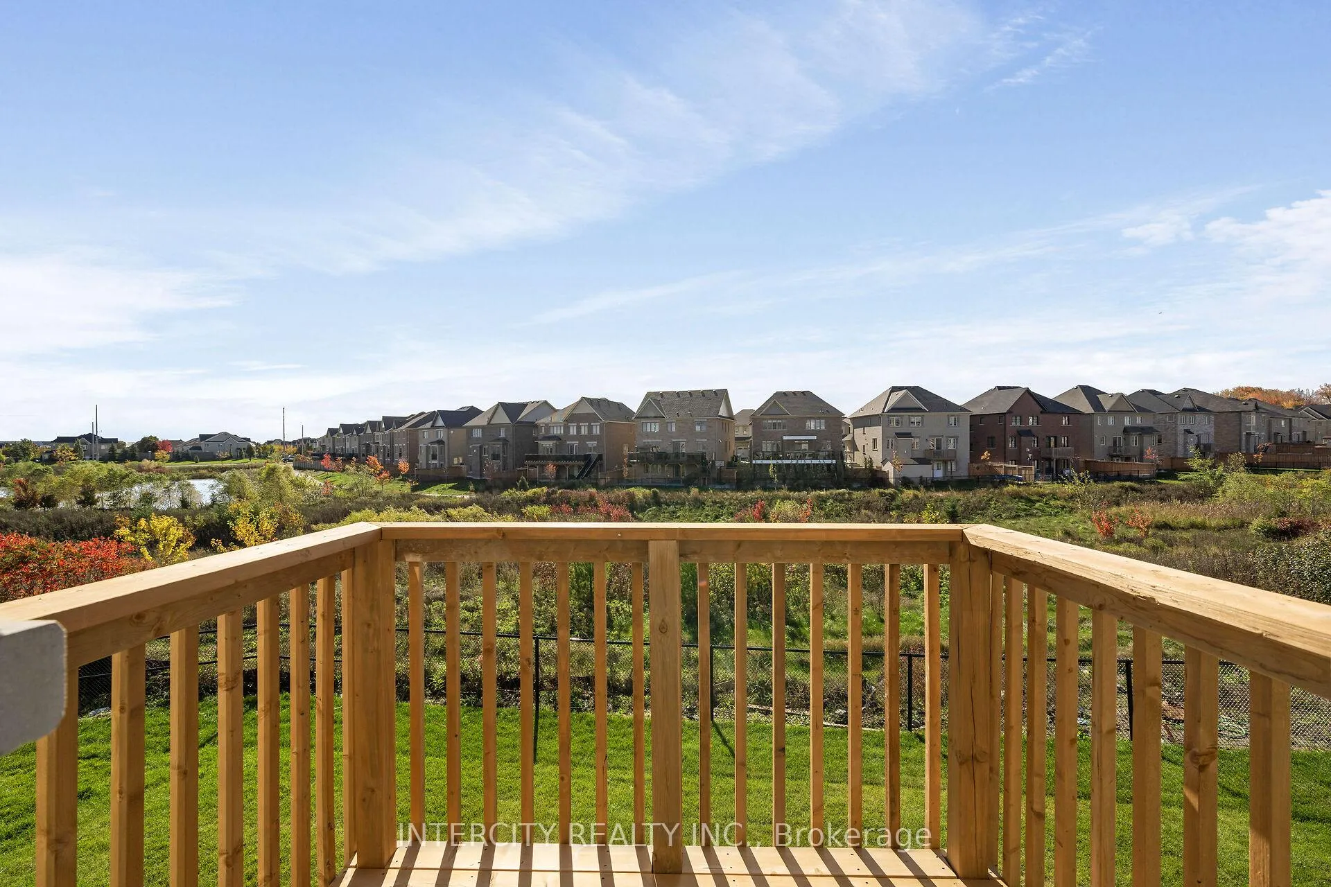 Photo 17 of 16 Keyworth Crescent, Brampton, Sandringham-Wellington North — HOMEH