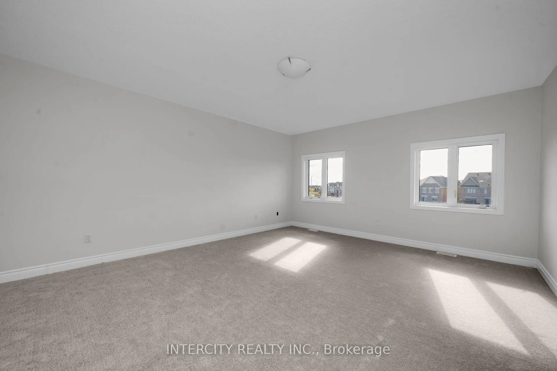 Photo 21 of 16 Keyworth Crescent, Brampton, Sandringham-Wellington North — HOMEH