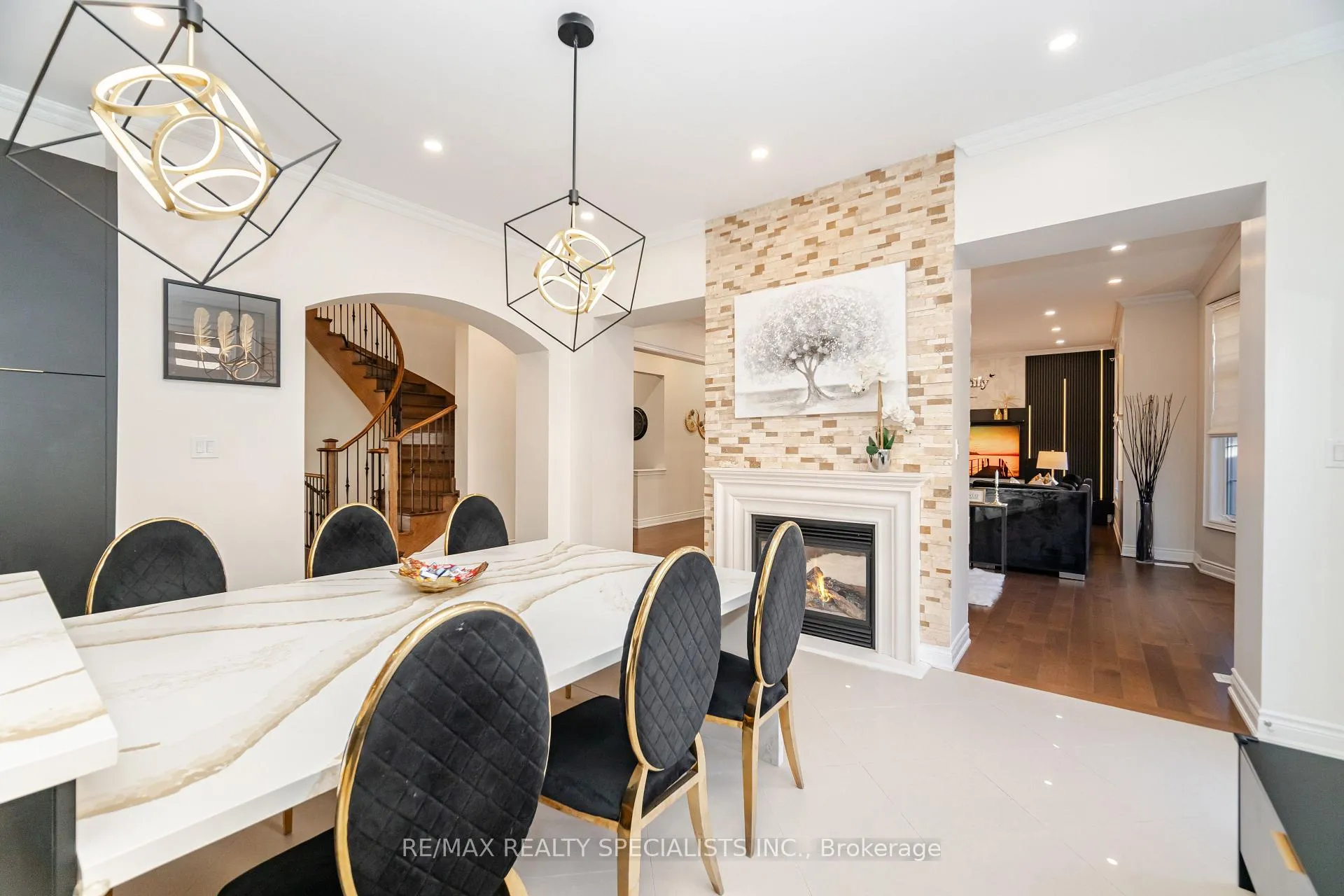 Photo 10 of 8859 Creditview Road, Brampton, Credit Valley — HOMEH