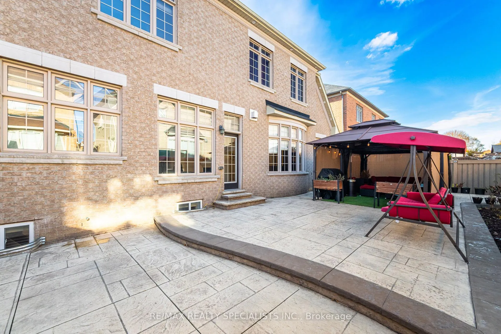Photo 20 of 8859 Creditview Road, Brampton, Credit Valley — HOMEH