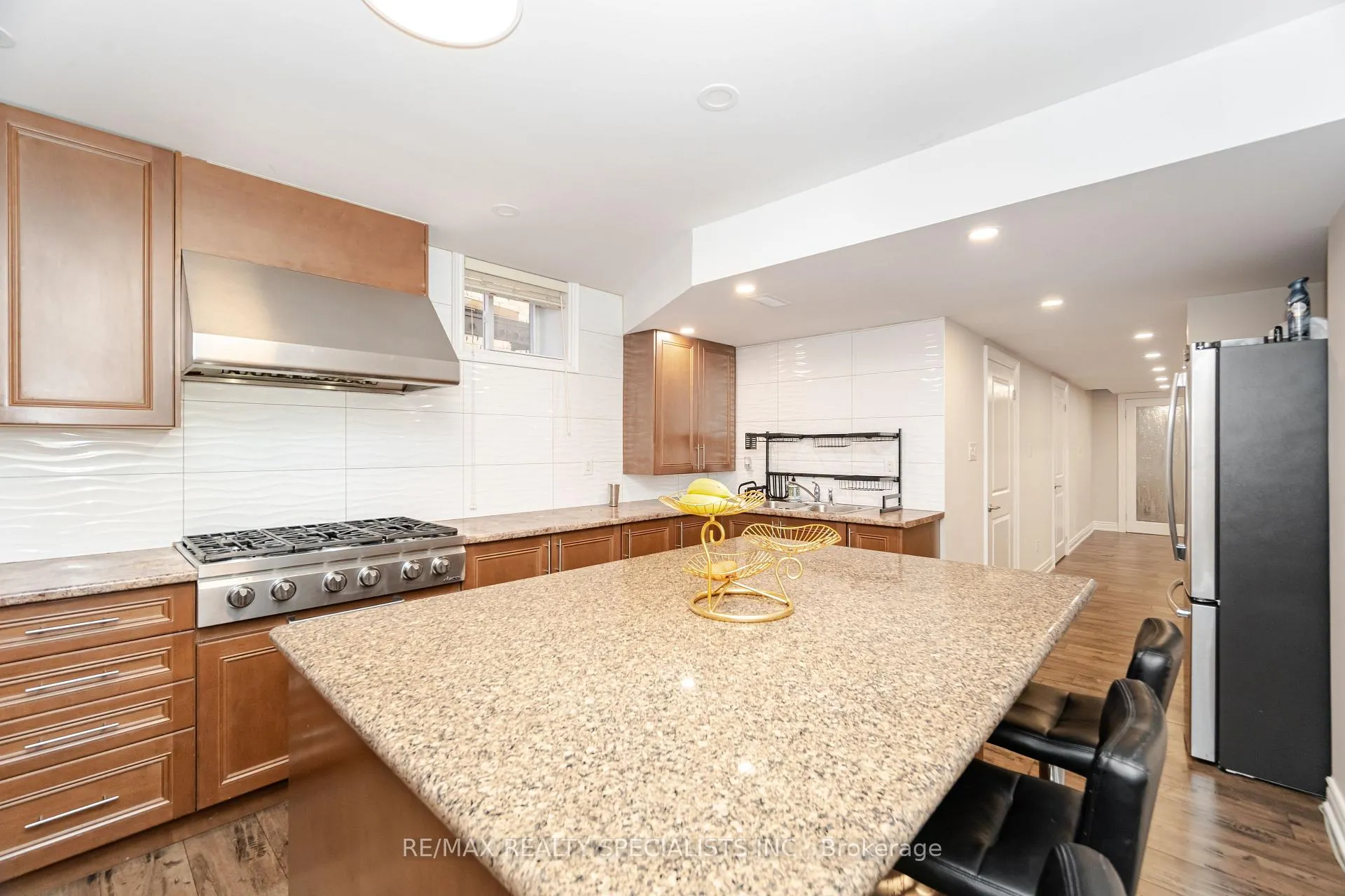 Photo 24 of 8859 Creditview Road, Brampton, Credit Valley — HOMEH