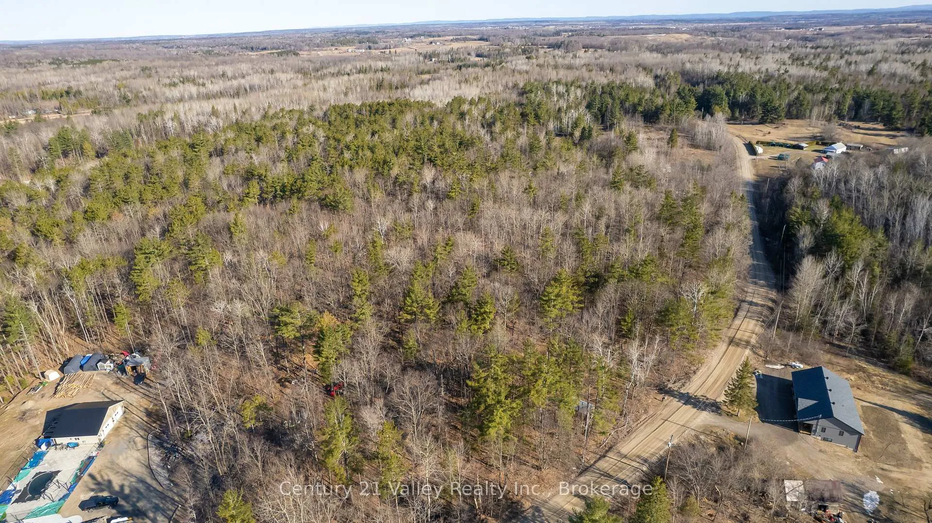 Photo 4 of 01 Mine View Road, Whitewater Region, Whitewater Region — HOMEH