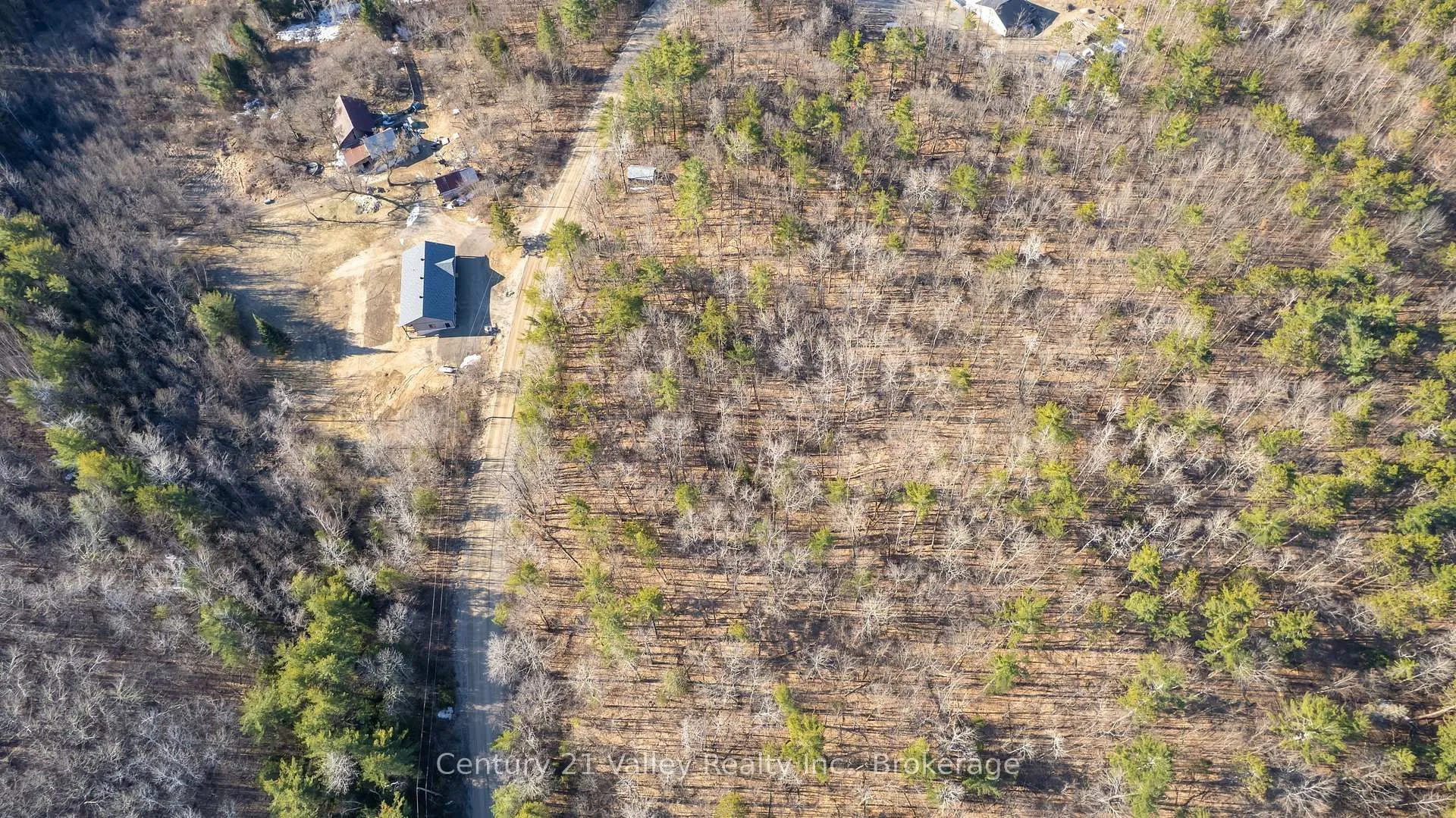 Photo 35 of 01 Mine View Road, Whitewater Region, Whitewater Region — HOMEH